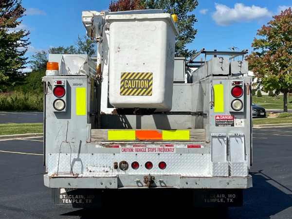 Used-2001-Chevrolet-C3500-HD-Bucket-Truck---81-Liter-BIG-BLOCK---Low-Miles