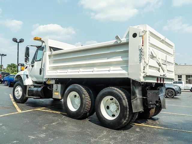 Used-2003-International-7400-Dump-Truck