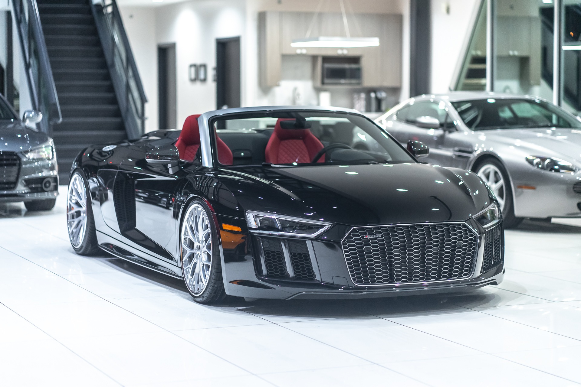 Used-2018-Audi-R8-Spyder-V10-plus-Convertible-MSRP-22039025k-in-Upgrades