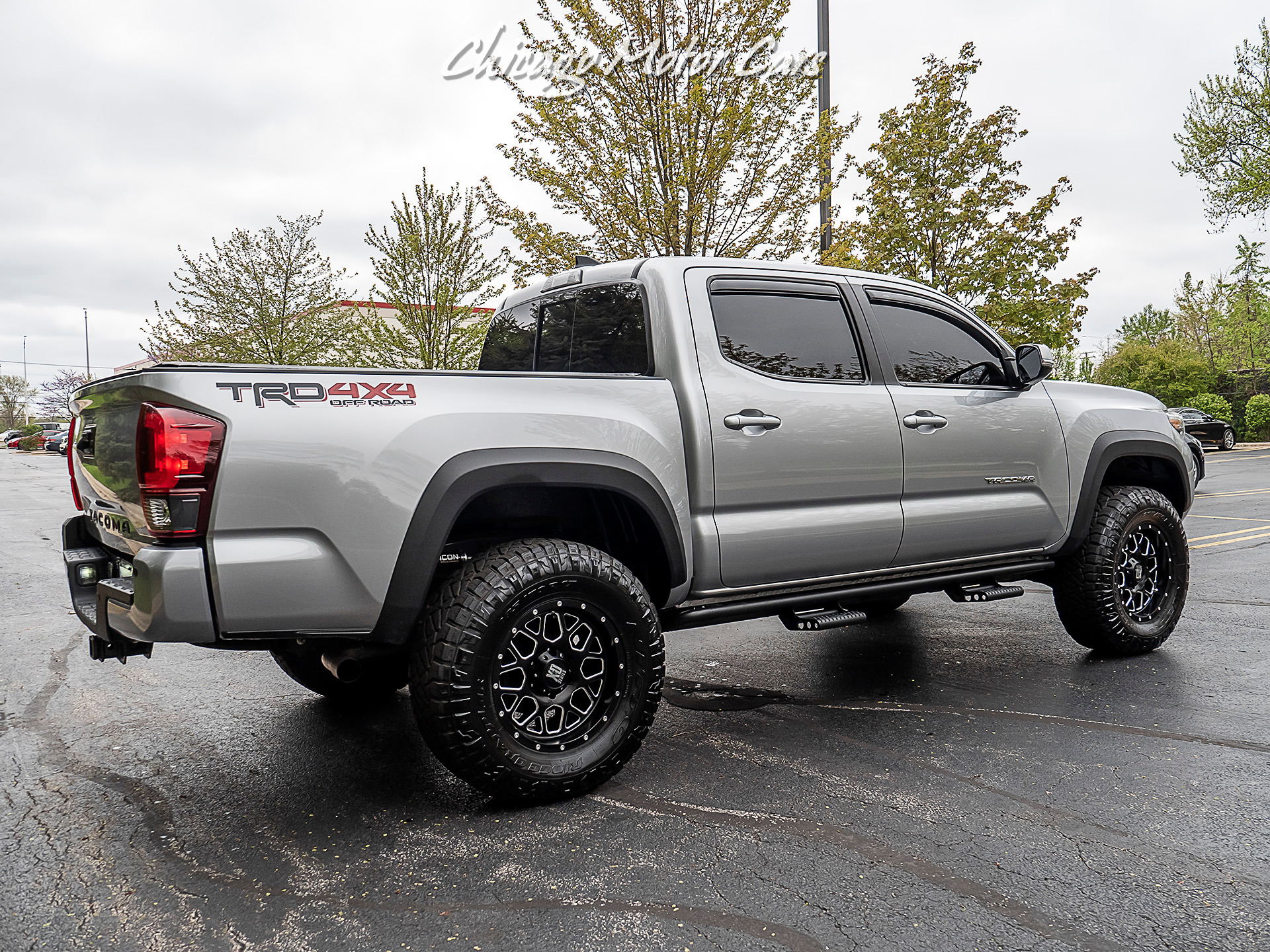 used 2018 toyota tacoma trd off road pick up for sale special pricing chicago motor cars stock 15922 used 2018 toyota tacoma trd off road
