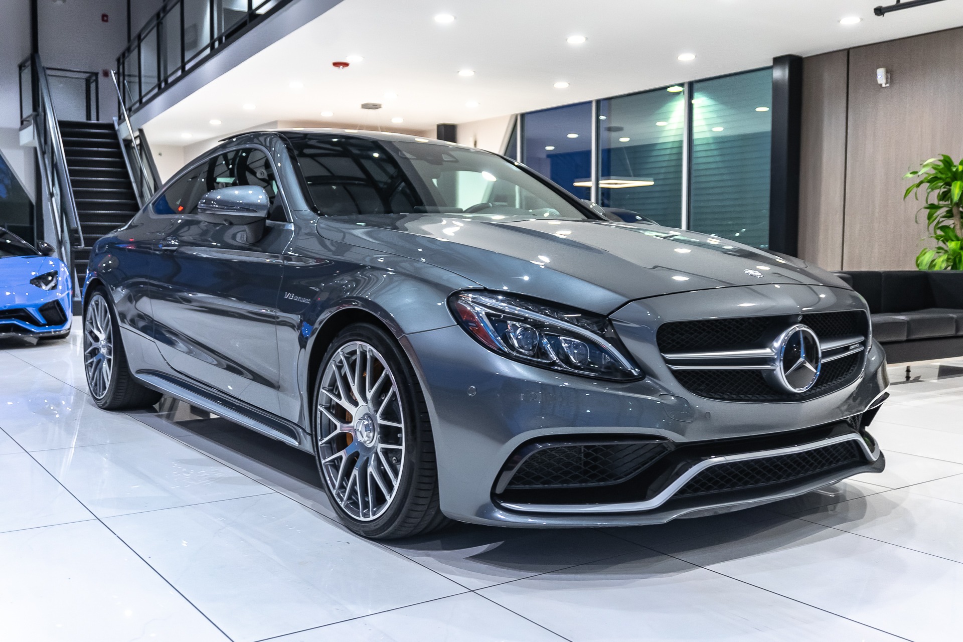 Mercedes c 2017. Мерседес АМГ 63 2017. Mercedes c AMG 2017. Mercedes с63 AMG 2017. C63 AMG 2017.