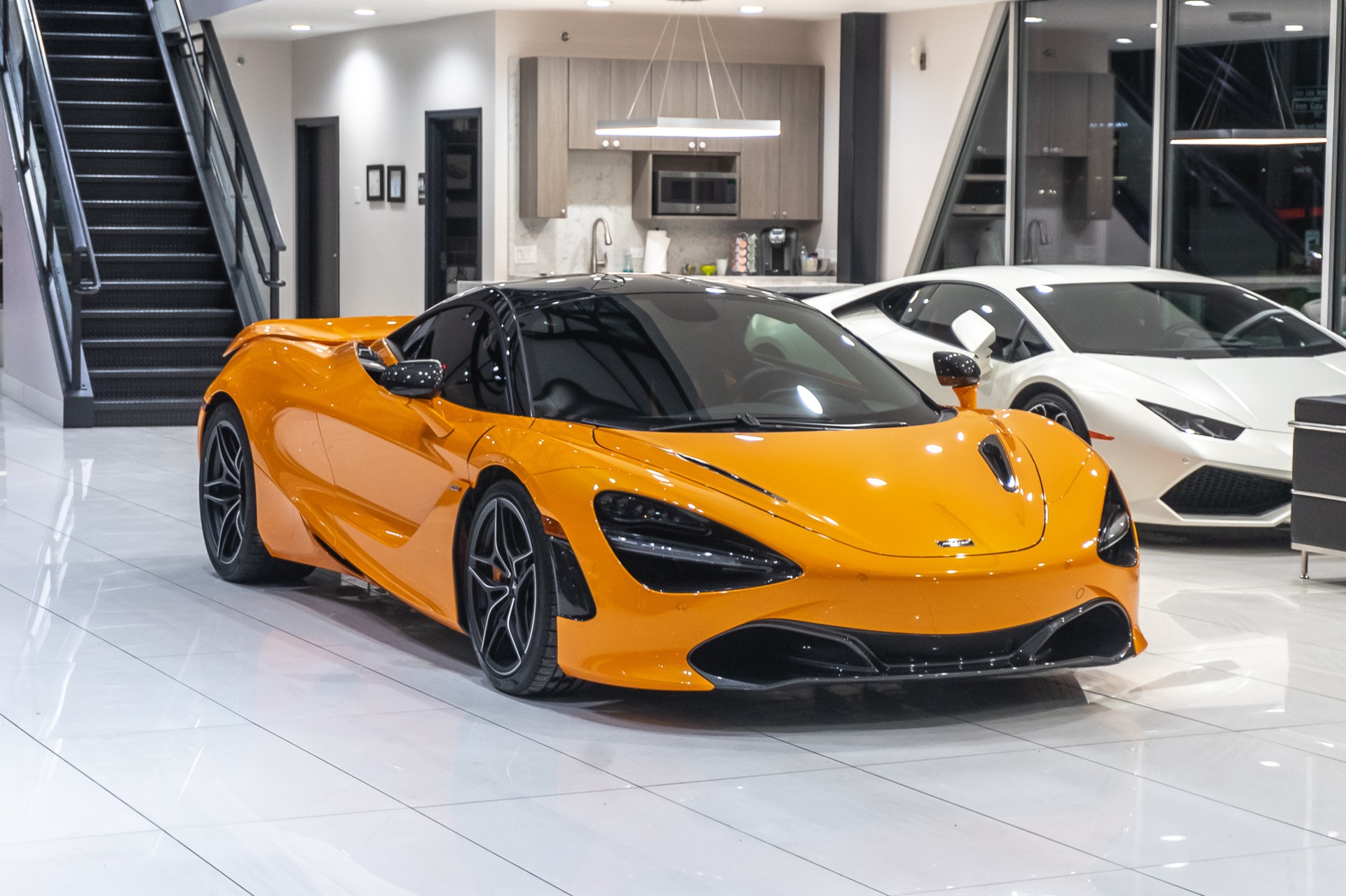 MCLAREN 720s Coupe