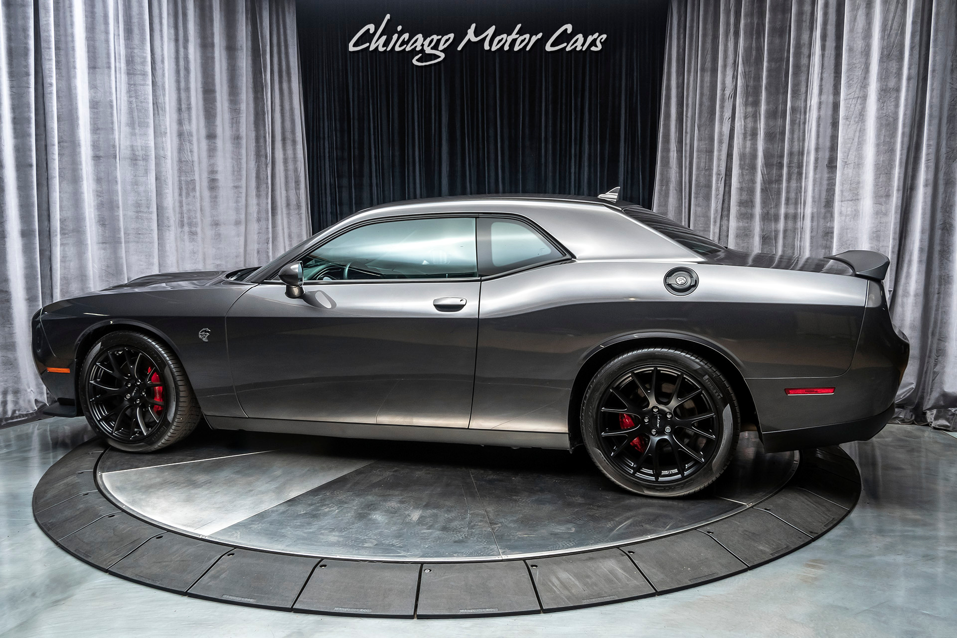 Used-2016-Dodge-Challenger-SRT-Hellcat-Coupe-8-SPEED-AUTO-707-HP