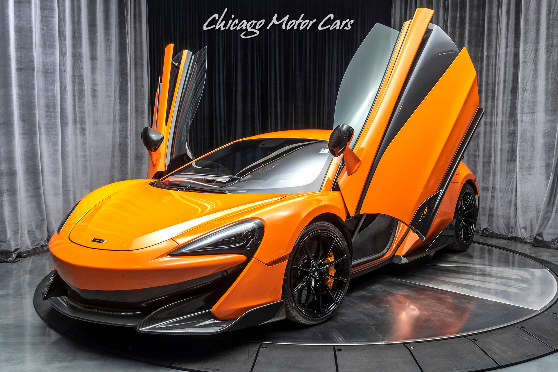 Used-2019-McLaren-600LT-Coupe-LIGHTWEIGHT-SENNA-RACING-SEATS--LOADED-wCARBON-FIBER