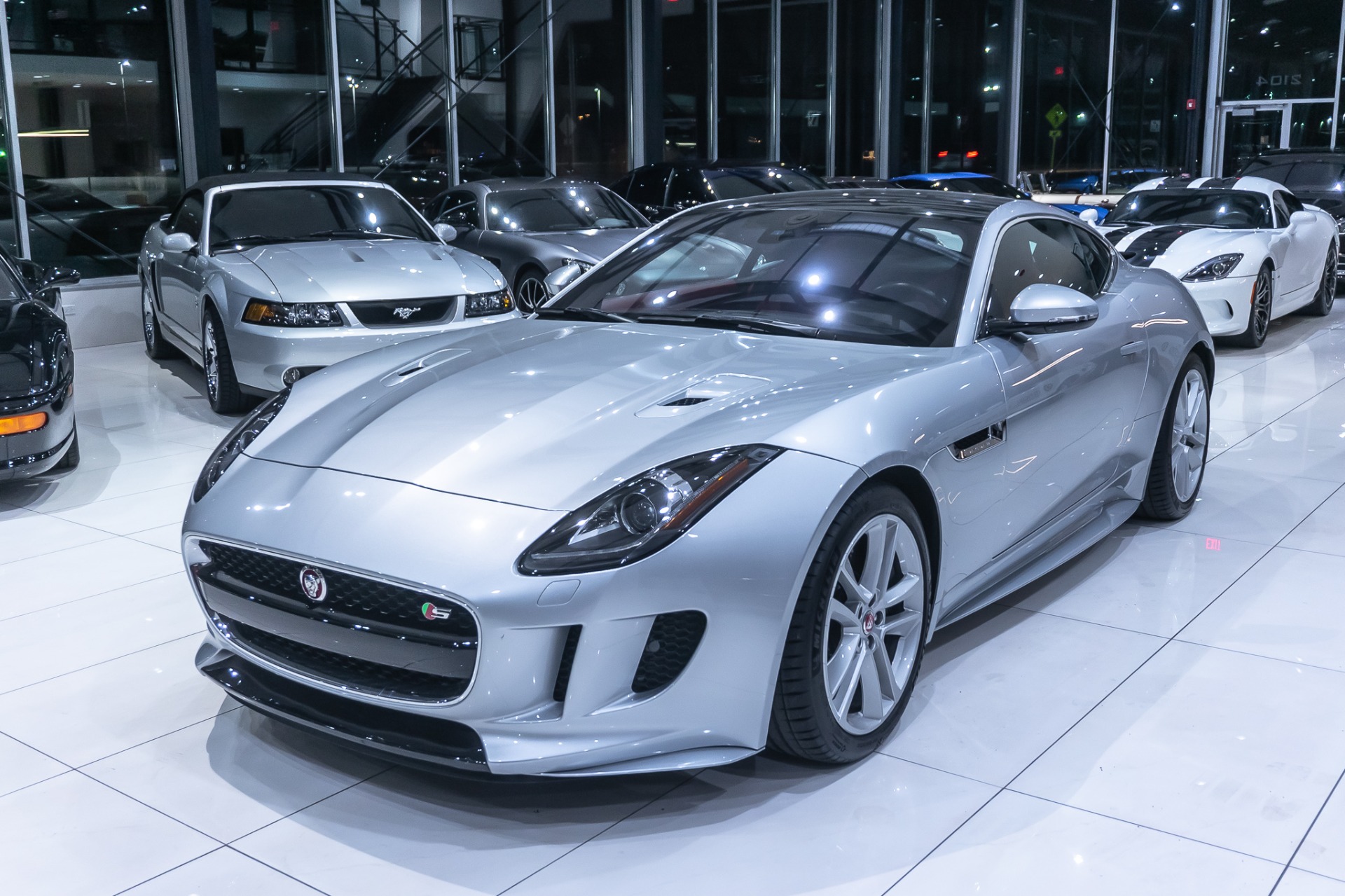 Used-2017-Jaguar-F-TYPE-S-AWD-Coupe-Only-15K-Miles-Performance-Seats-Supercharged