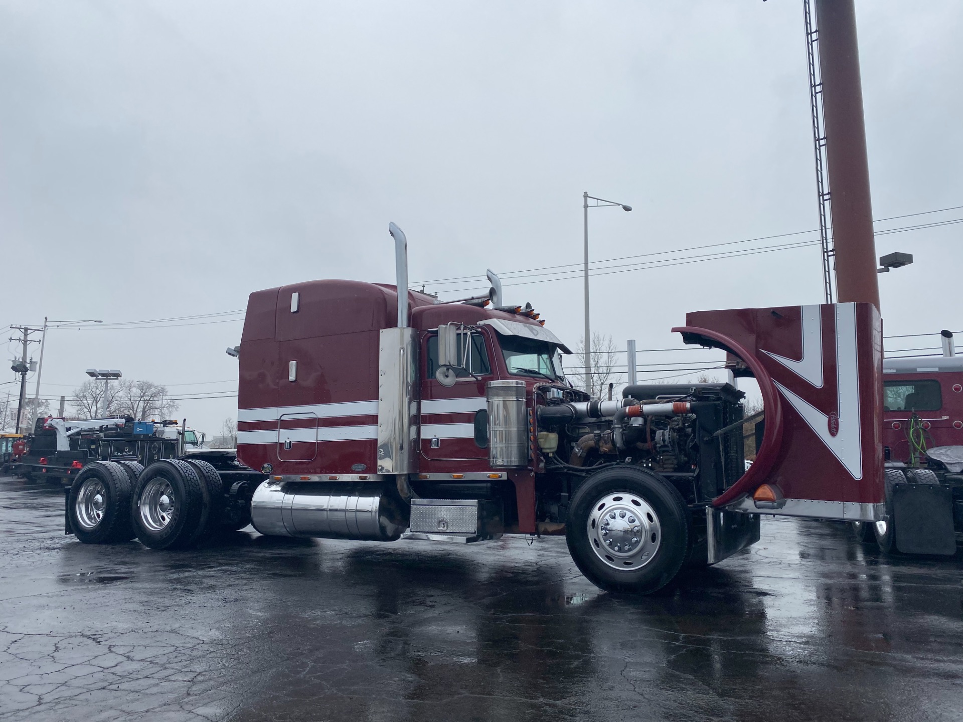 Used 2000 Peterbilt 379 Sleeper For Sale (Special Pricing) | Chicago ...