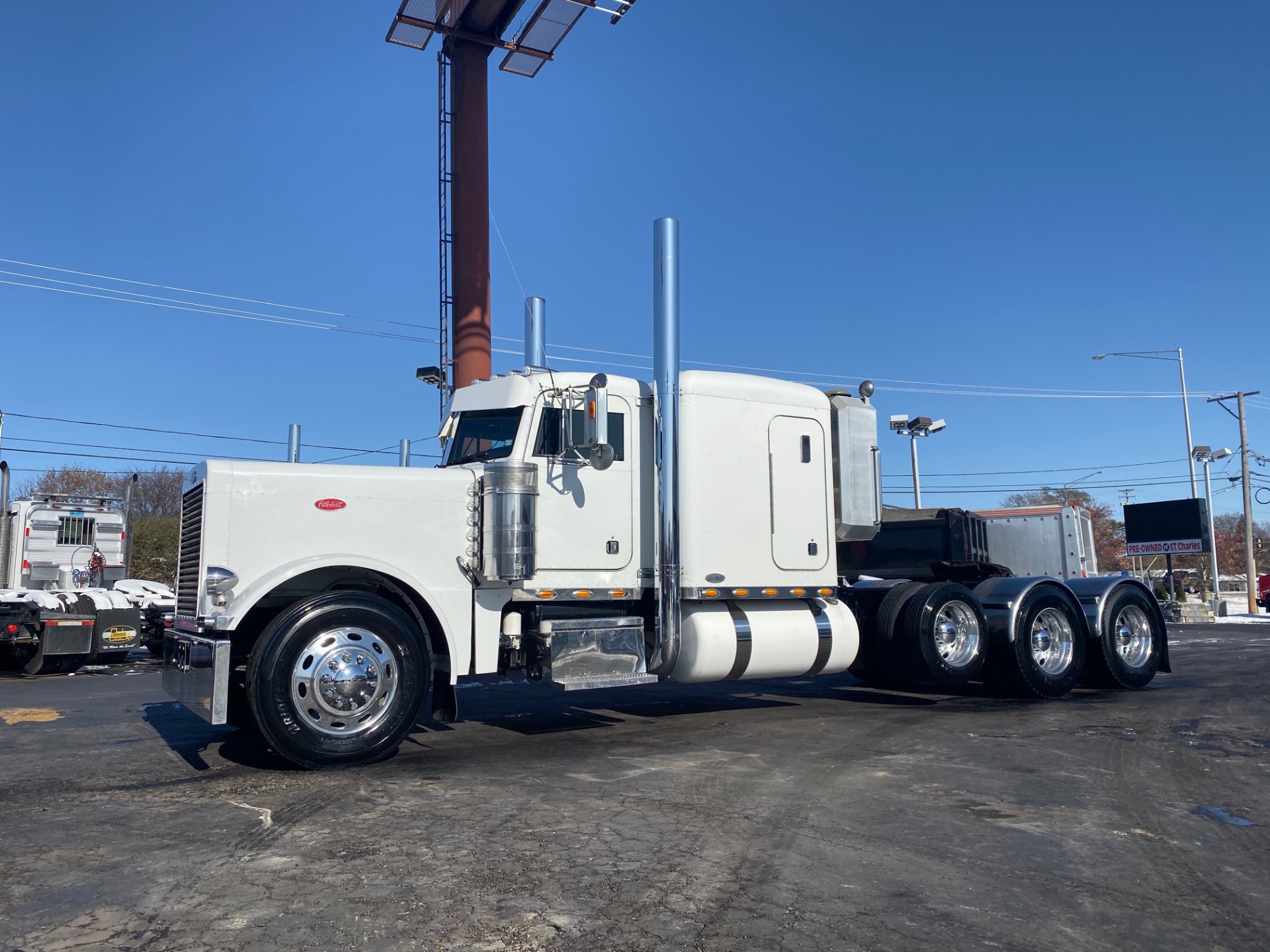 Used 2004 Peterbilt 379EXHD For Sale (Special Pricing) | Chicago Motor ...