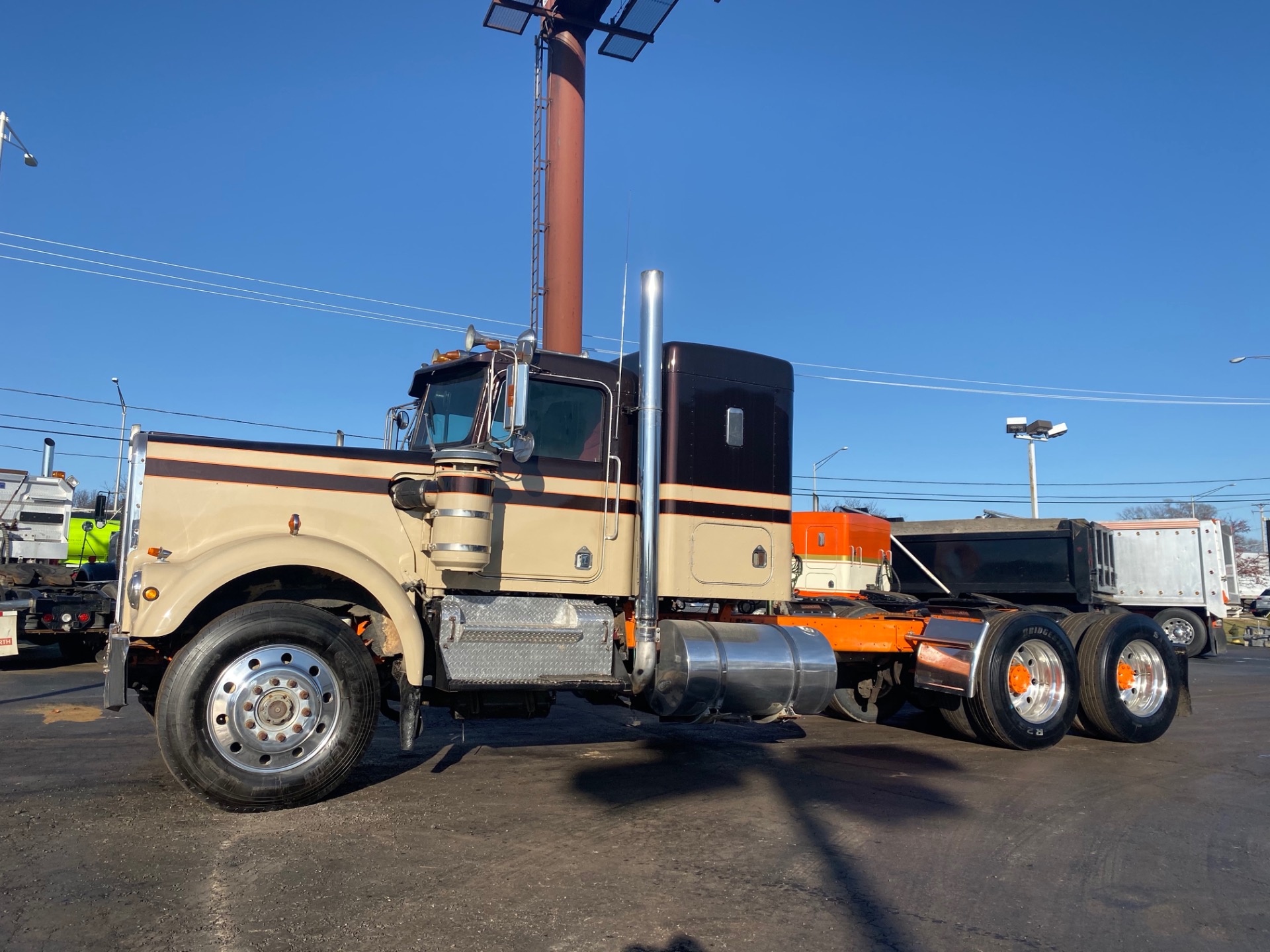 Used-1978-Kenworth-W900