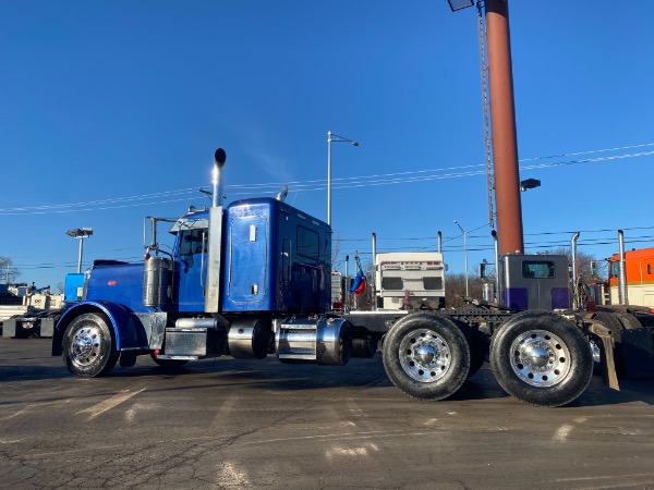 Used-2014-Peterbilt-389