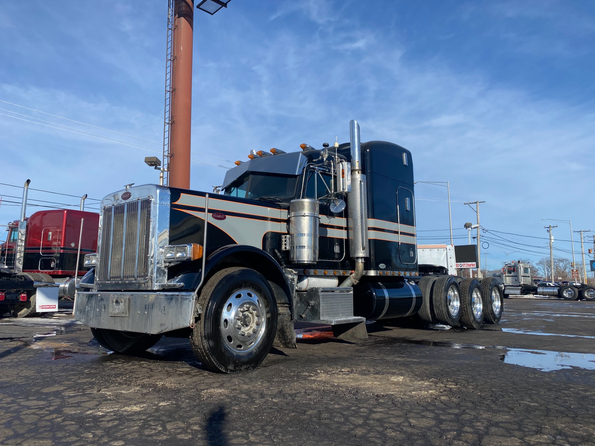 Used 2004 PETERBILT 379 For Sale (Special Pricing) | Chicago Motor Cars ...