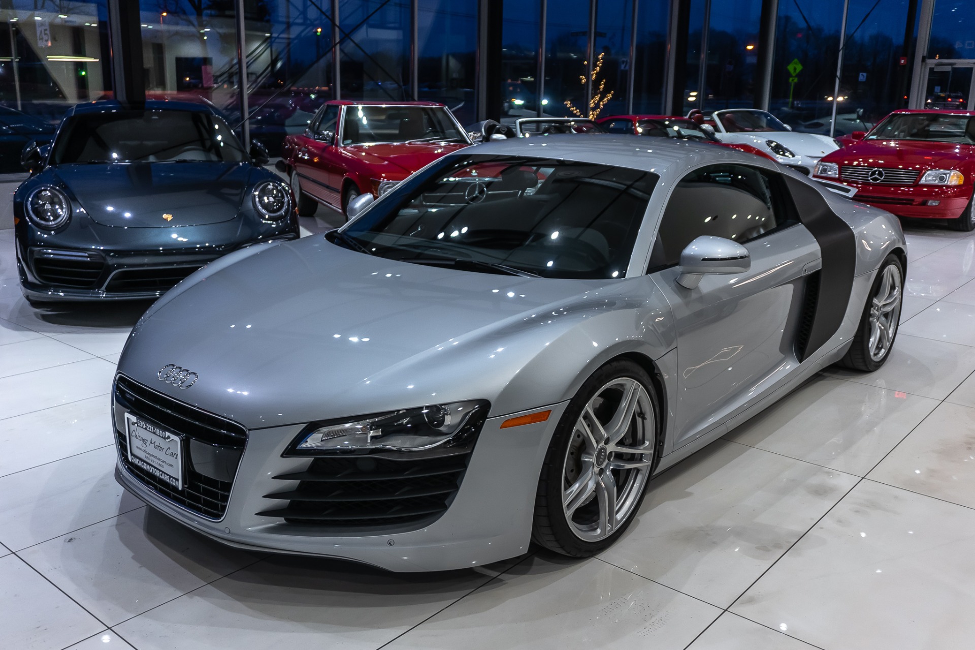 Audi r8 Gray