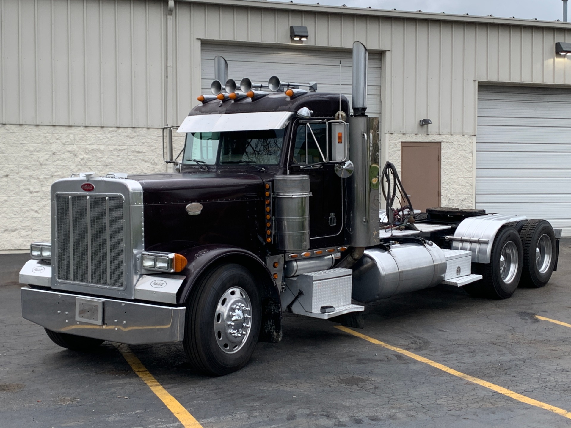 Used 2004 Peterbilt 379 UltraCab Day Cab - CAT C15 - 475 HP For Sale ...