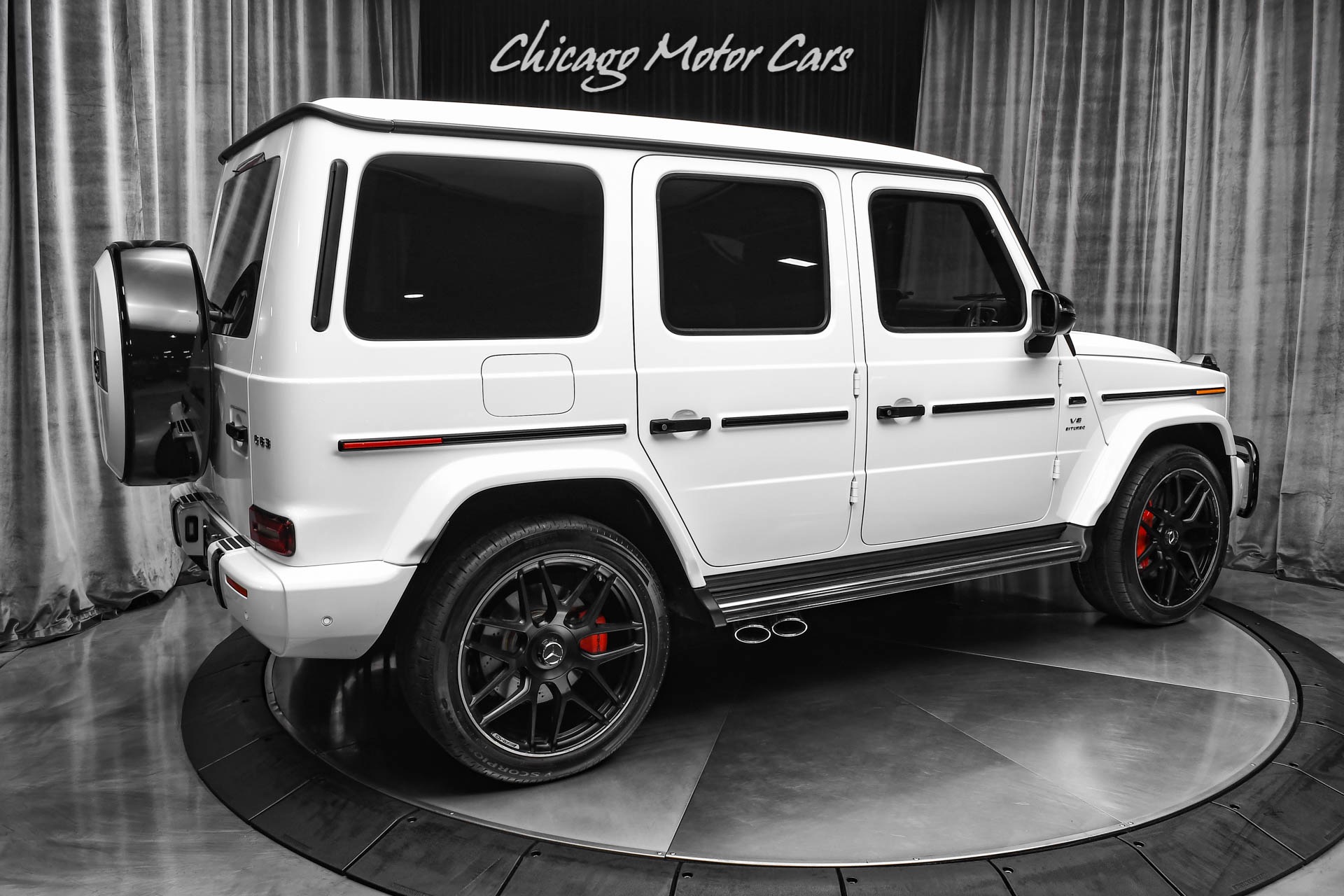 Used Mercedes Benz G63 Amg 4 Matic Suv Amg Night Package Exclusive Package White For Sale Special Pricing Chicago Motor Cars Stock