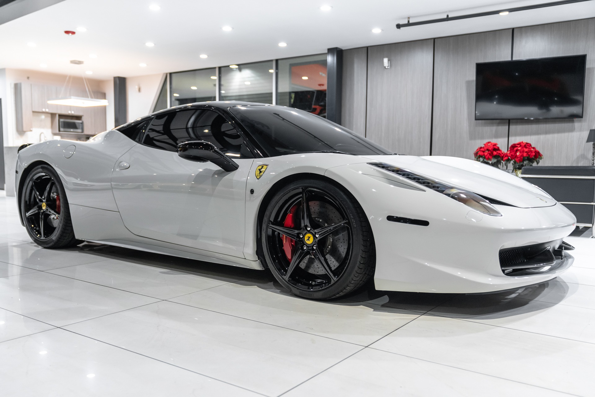 Used-2011-Ferrari-458-Italia-Coupe-RARE-Color-Combo-Carbon-Fiber-Driver-Zone-Novitec-Exhaust-LOADED