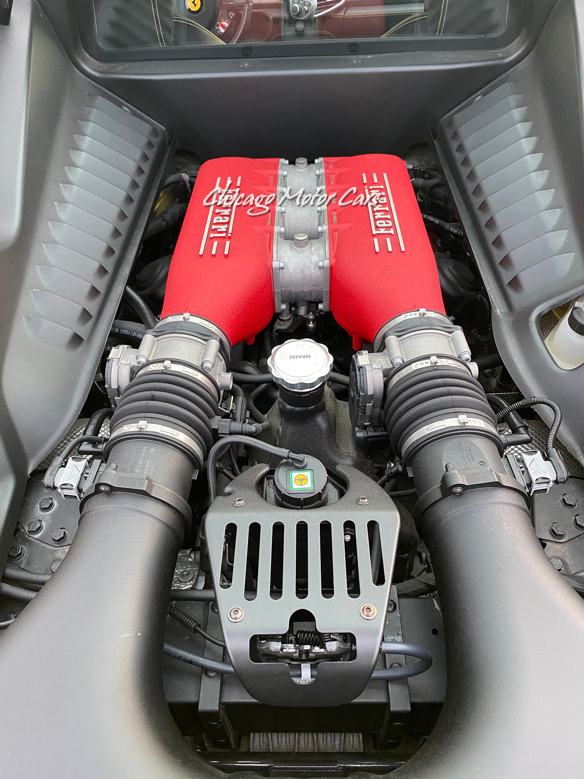 Used-2011-Ferrari-458-Italia-Carbon-Fiber-Drivers-Zone-Suspension-Lift-Daytona-Seats