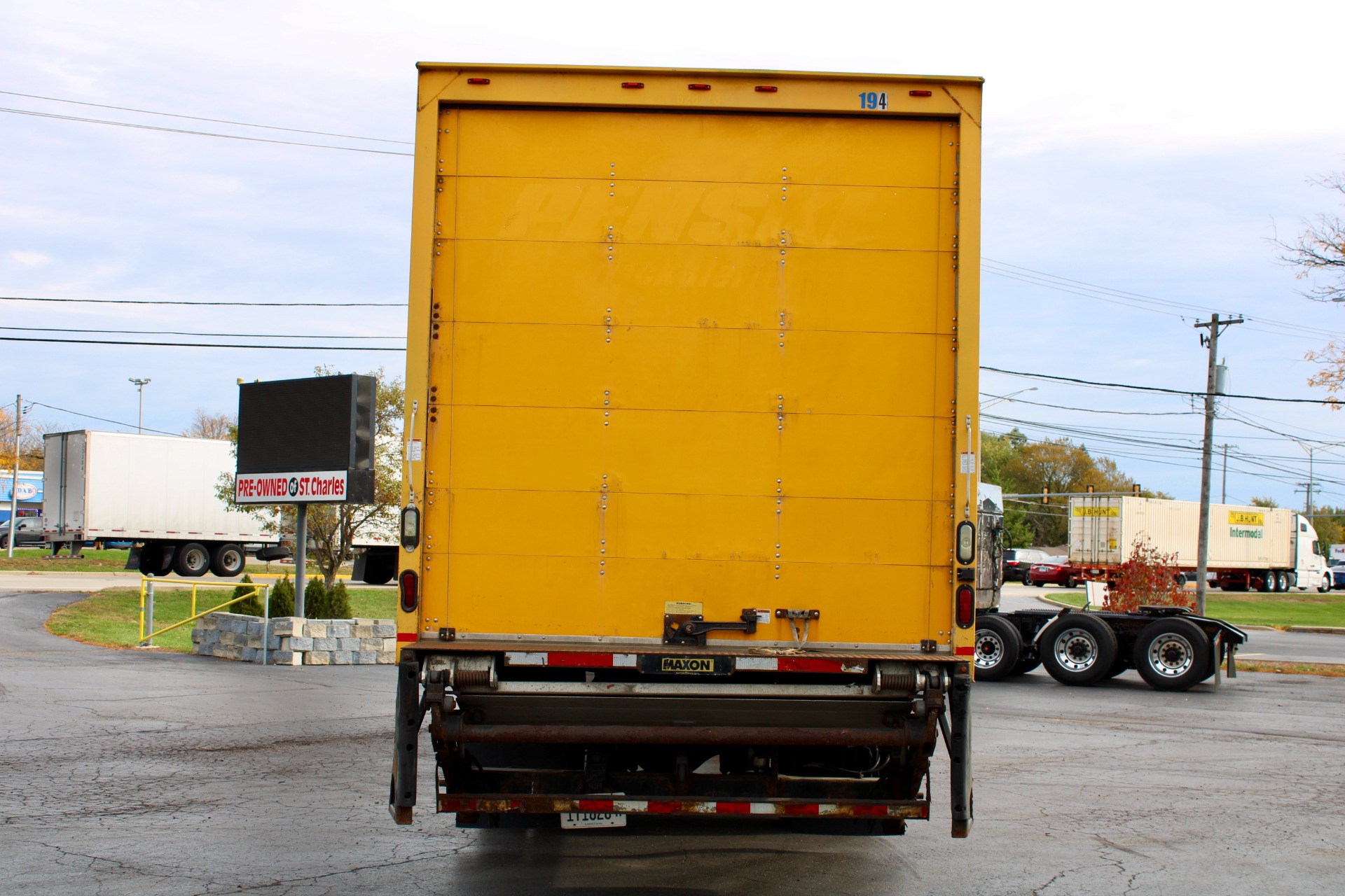 Used-2012-International-4500-Box-Truck