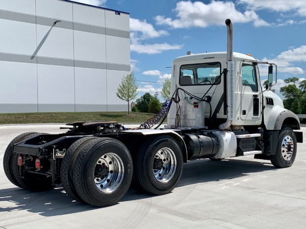 Used-2016-MACK-GU-713-Day-Cab---Mack-MP7-405-HP---10-Speed-Manual