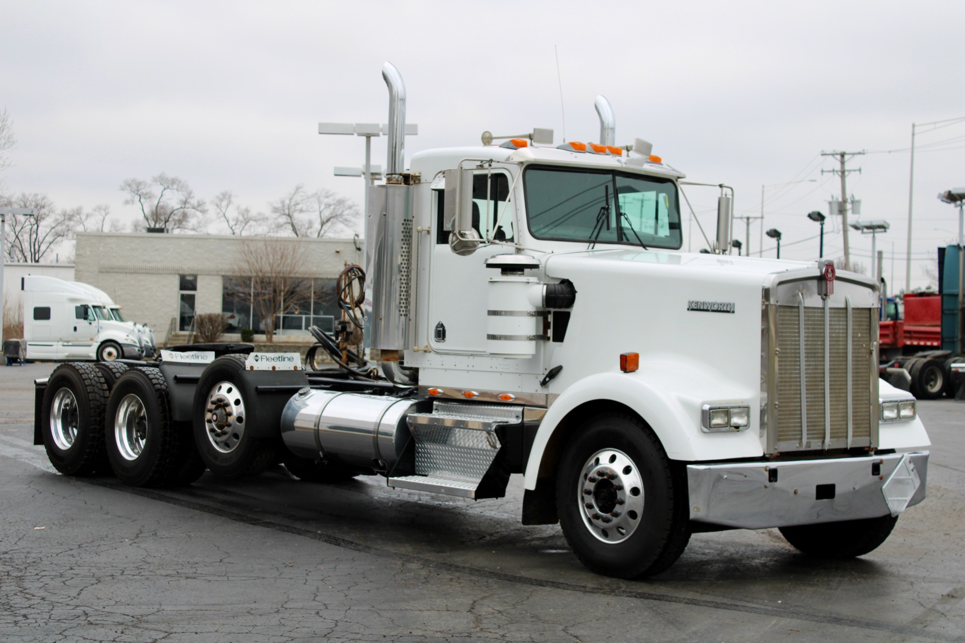 Used 2005 Kenworth W900B Tri-Axle Day Cab - Cummins ISX - 475 ...