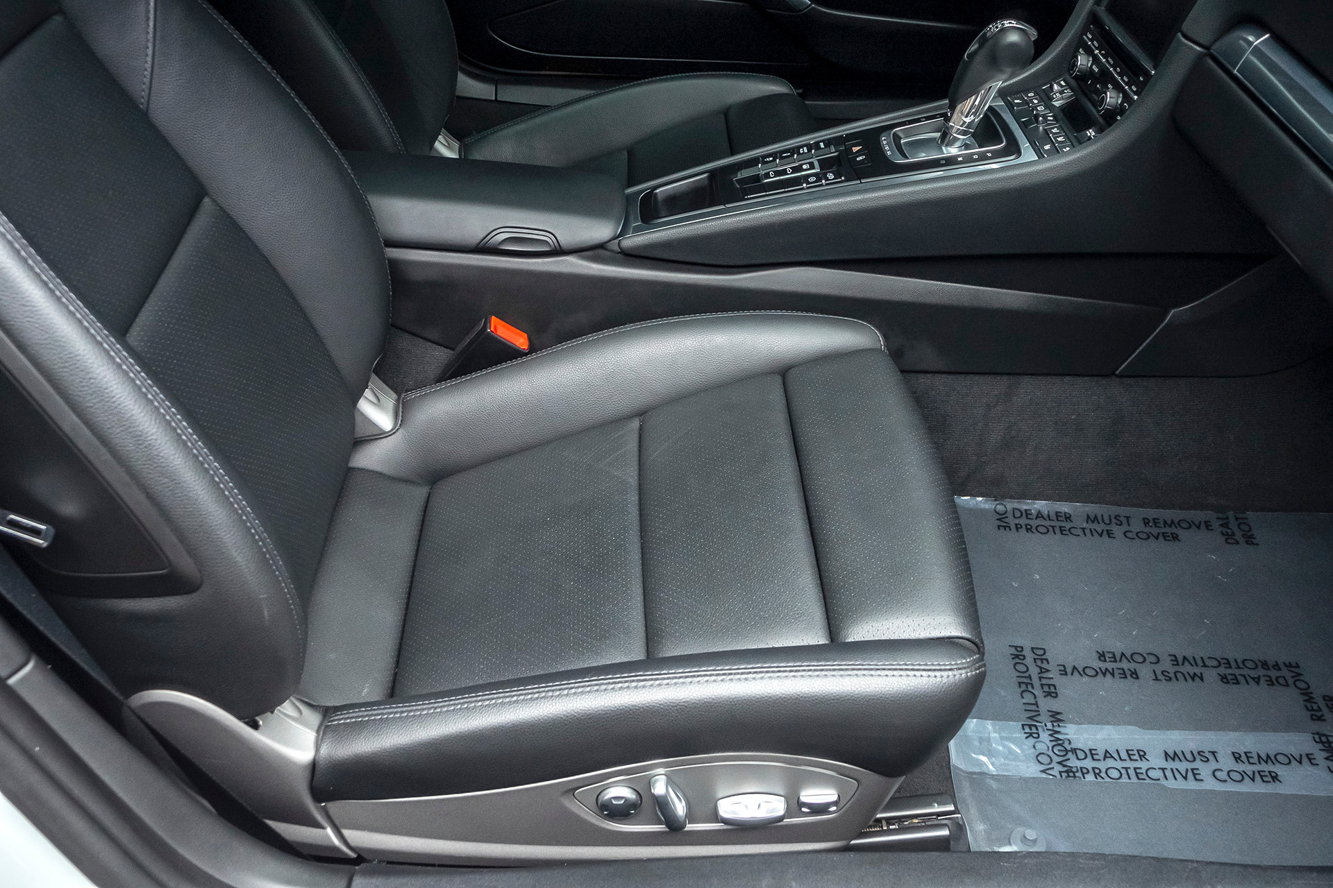 Porsche 911 Leather Dye — Seat Doctors