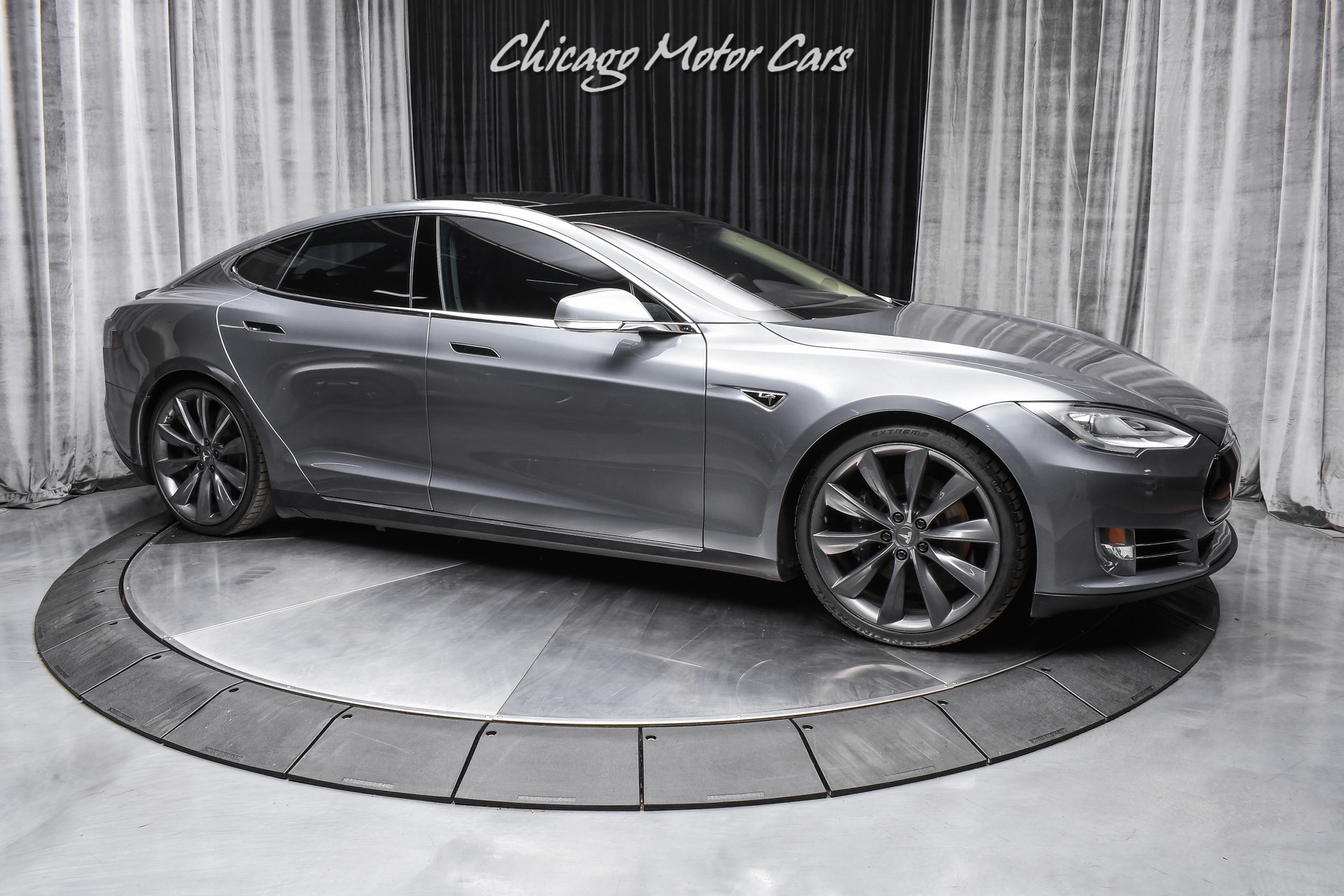 Used-2013-Tesla-Model-S-Performance-Carbon-Fiber-Panoramic-Roof