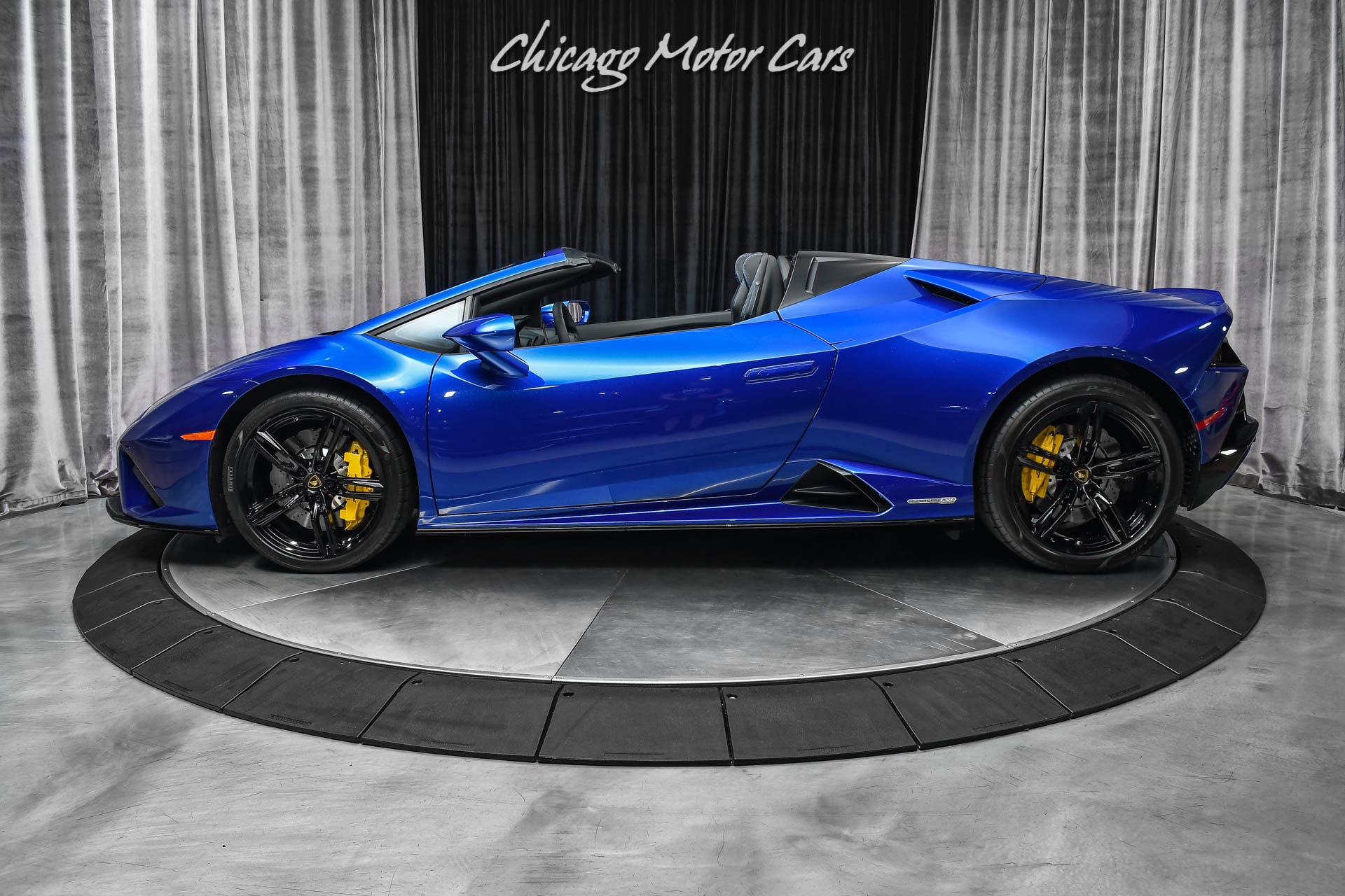 Used 2021 Lamborghini Huracan EVO Spyder Stunning Blu Sideris Paint!  Q-Citura Stitching! For Sale (Special Pricing) | Chicago Motor Cars Stock  #19116