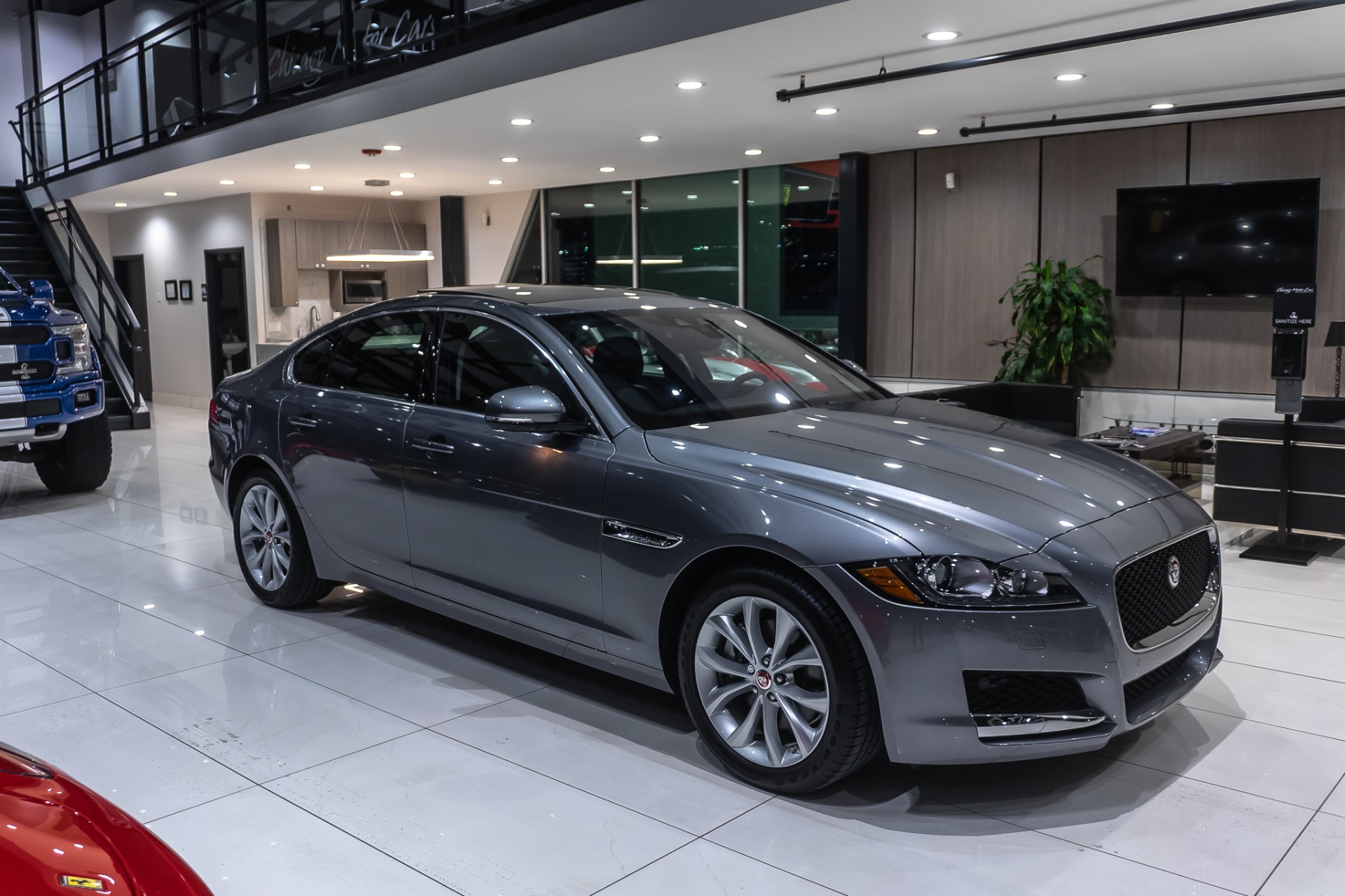 Used-2020-Jaguar-XF-25t-Premium-COLD-CLIMATE-PKG-CONNECT-PRO-NAV-PRO-59438-MSRP