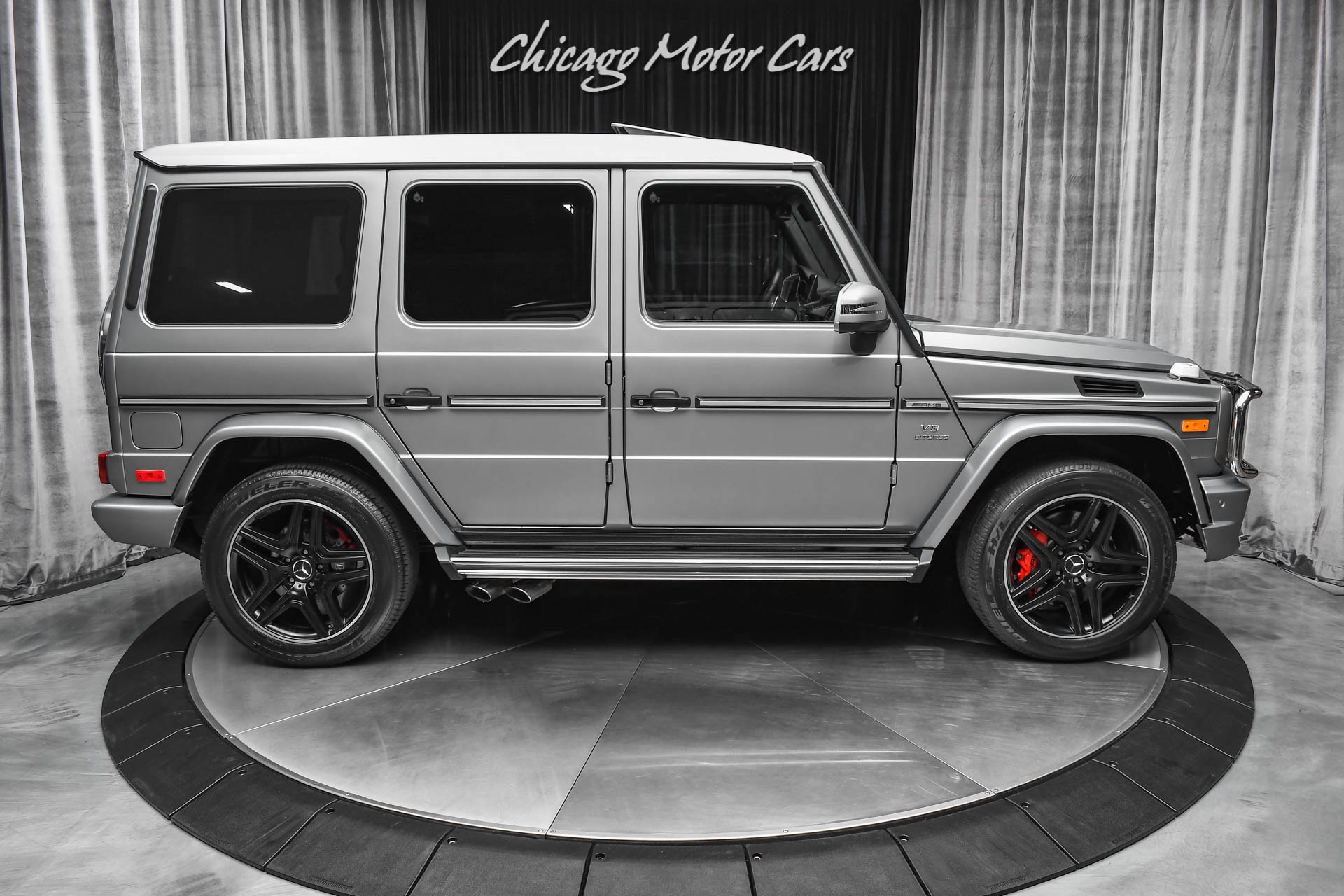 Used-2018-Mercedes-Benz-G63-AMG-4Matic-SUV-Hot-Color-Combo-Exclusive-Nappa-Interior-AMG-Carbon-Fiber