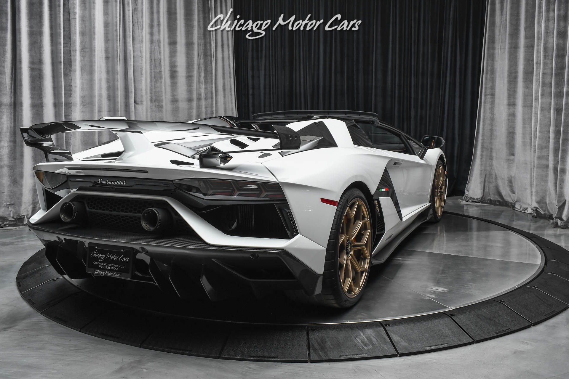 Used 2020 Lamborghini Aventador LP 770-4 SVJ Roadster Only 1,000 Miles!  Carbon Fiber! Stunning! LOADED! For Sale (Special Pricing) | Chicago Motor  Cars Stock #18028