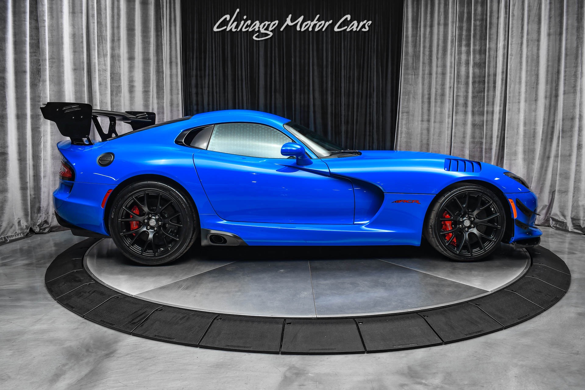 Used-2016-Dodge-Viper-ACR-Extreme-Aero-Package-ONLY-11-MILES-COMPETITION-BLUE