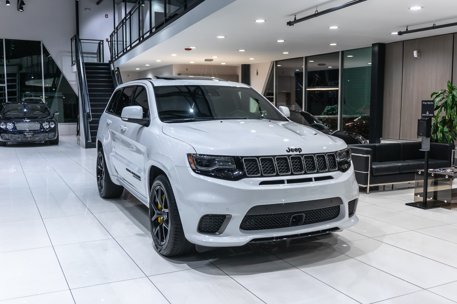 Used 2021 Jeep Grand Cherokee Trackhawk Only 114 Miles! Panoramic ...