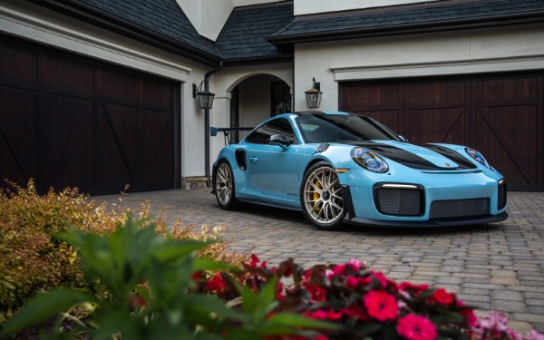 Used-2018-Porsche-911-GT2-RS-Weissach-Package-PTS-GULF-BLUE-Only-991-Miles-Collector-Quality