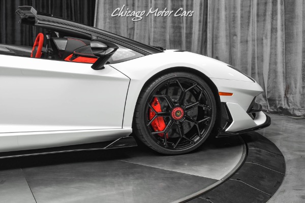 Used-2021-Lamborghini-Aventador-SVJ-Roadster-RARE-AD-PERSONAM-INTERIOR---EXTERIOR-ONLY-1500-MILES-LOADED