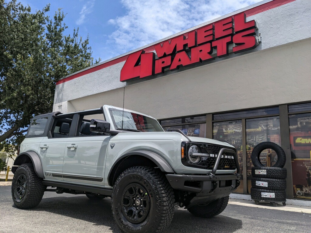 Used-2021-Ford-Bronco-First-Edition-Series-Advanced-4dr-4x4-10Speed-Auto-LOADED-Hard-Top-BRANDNEW