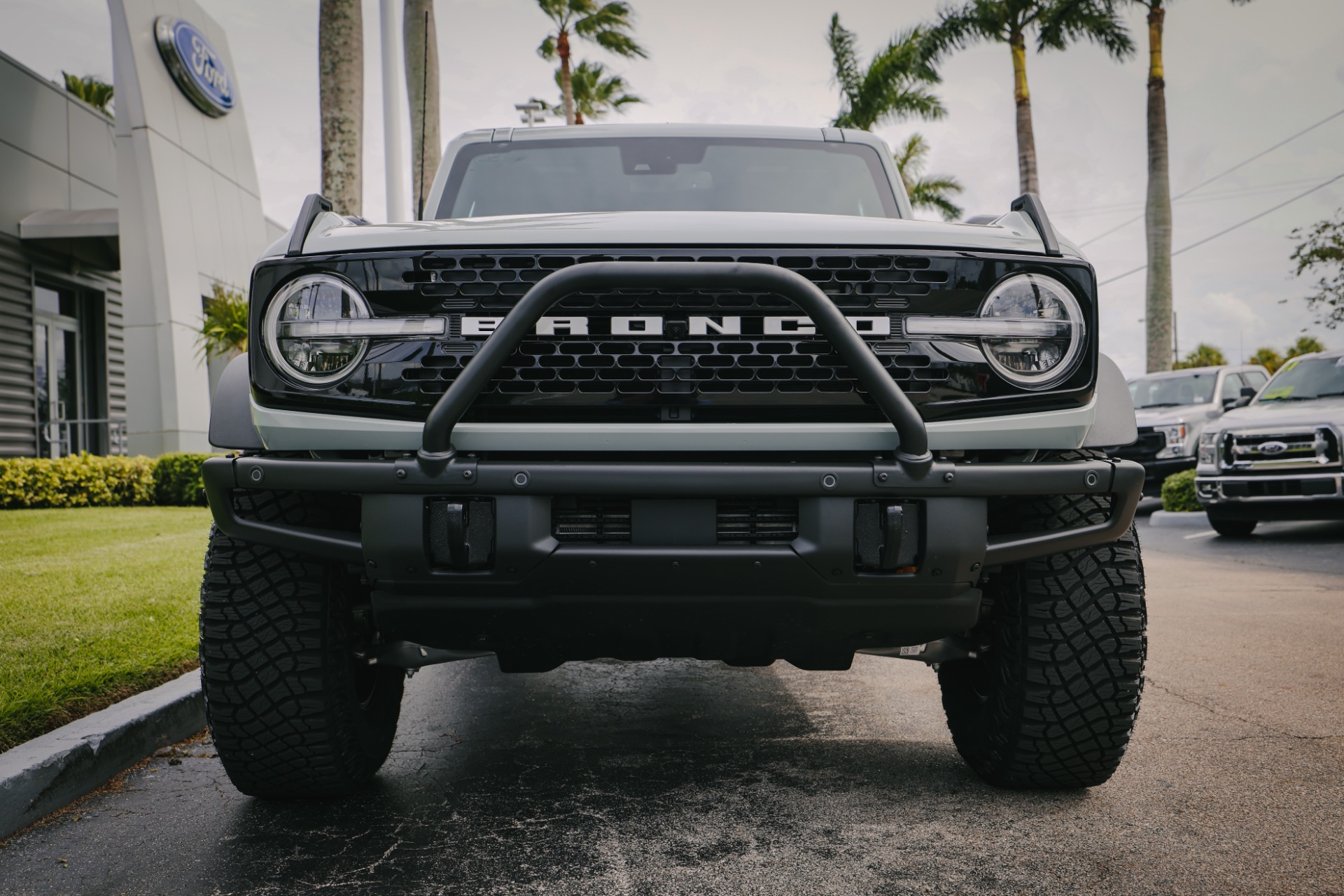 Used-2021-Ford-Bronco-First-Edition-Series-Advanced-4dr-4x4-10Speed-Auto-LOADED-Hard-Top-BRANDNEW