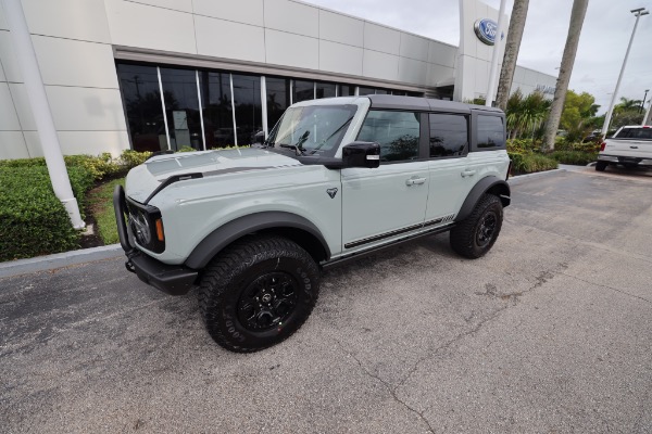 Used-2021-Ford-Bronco-First-Edition-Series-Advanced-4dr-4x4-10Speed-Auto-LOADED-Hard-Top-BRANDNEW