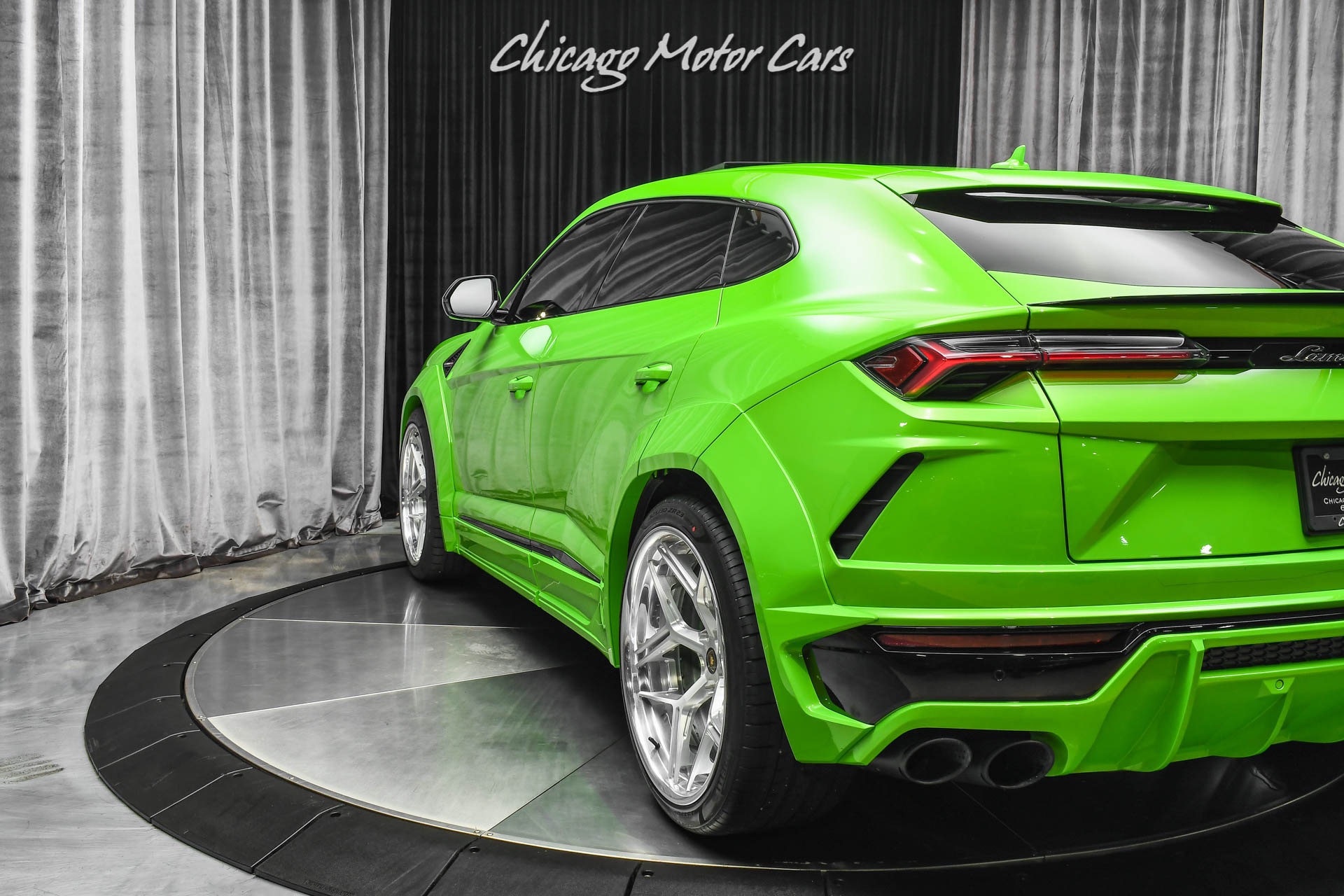 Used 2021 Lamborghini Urus SUV Verde Mantis Pearl! NOVITEC 