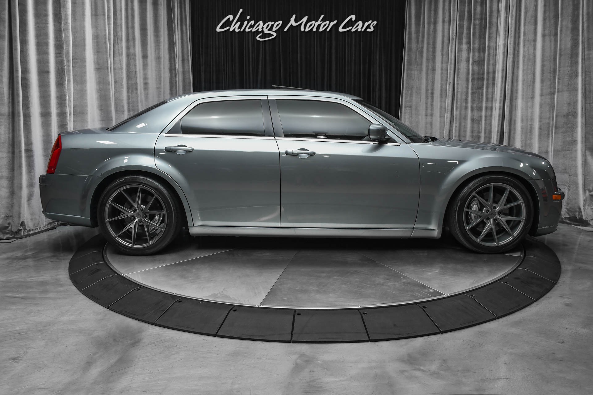 Used 2006 Chrysler 300 c SRT-8 NICHE 20 WHEELS! UPGRADED STEREO