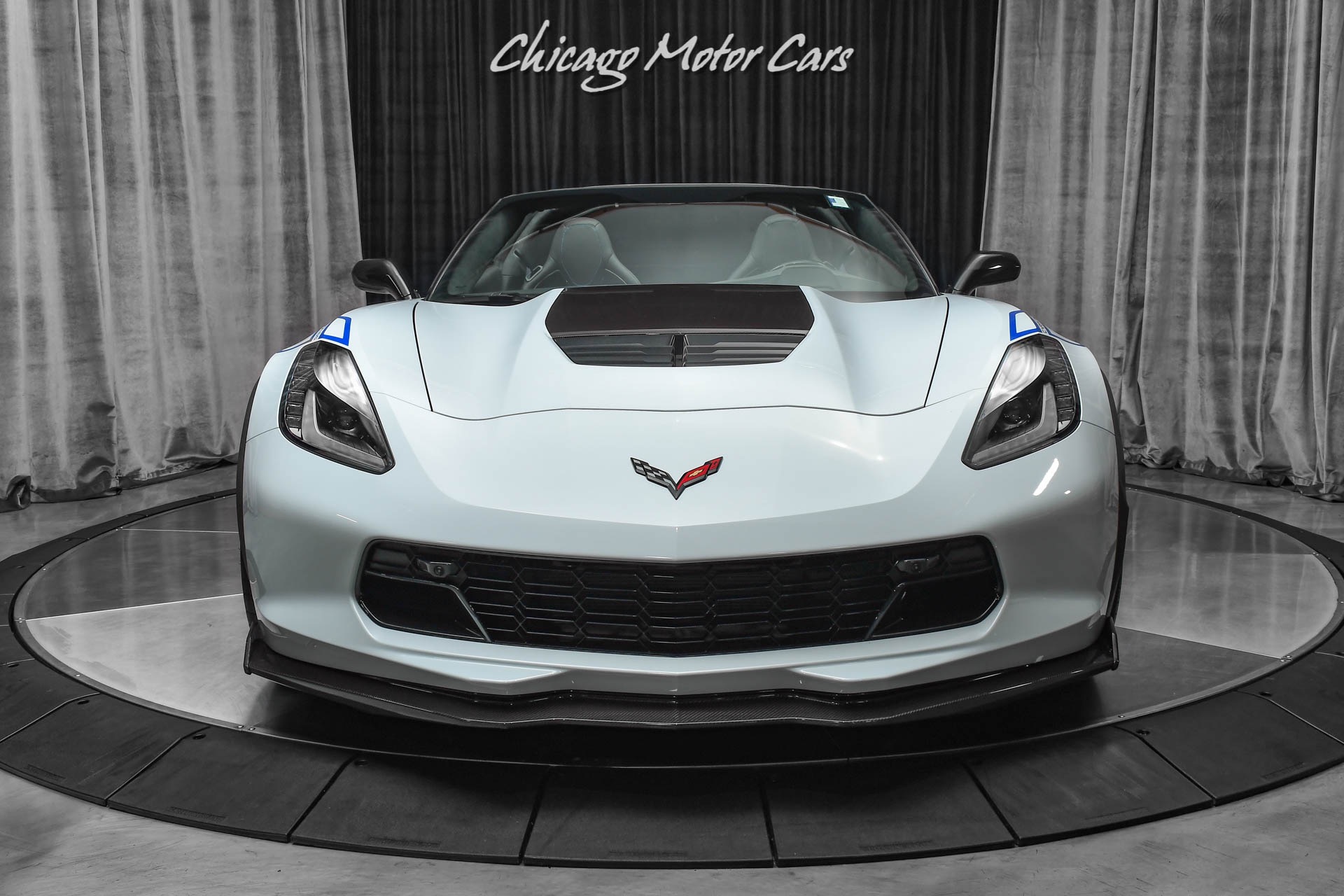 Used-2018-Chevrolet-Corvette-Z06-Carbon-65-edition-Coupe-Only-2400-Miles-COLLECTOR-QUALITY