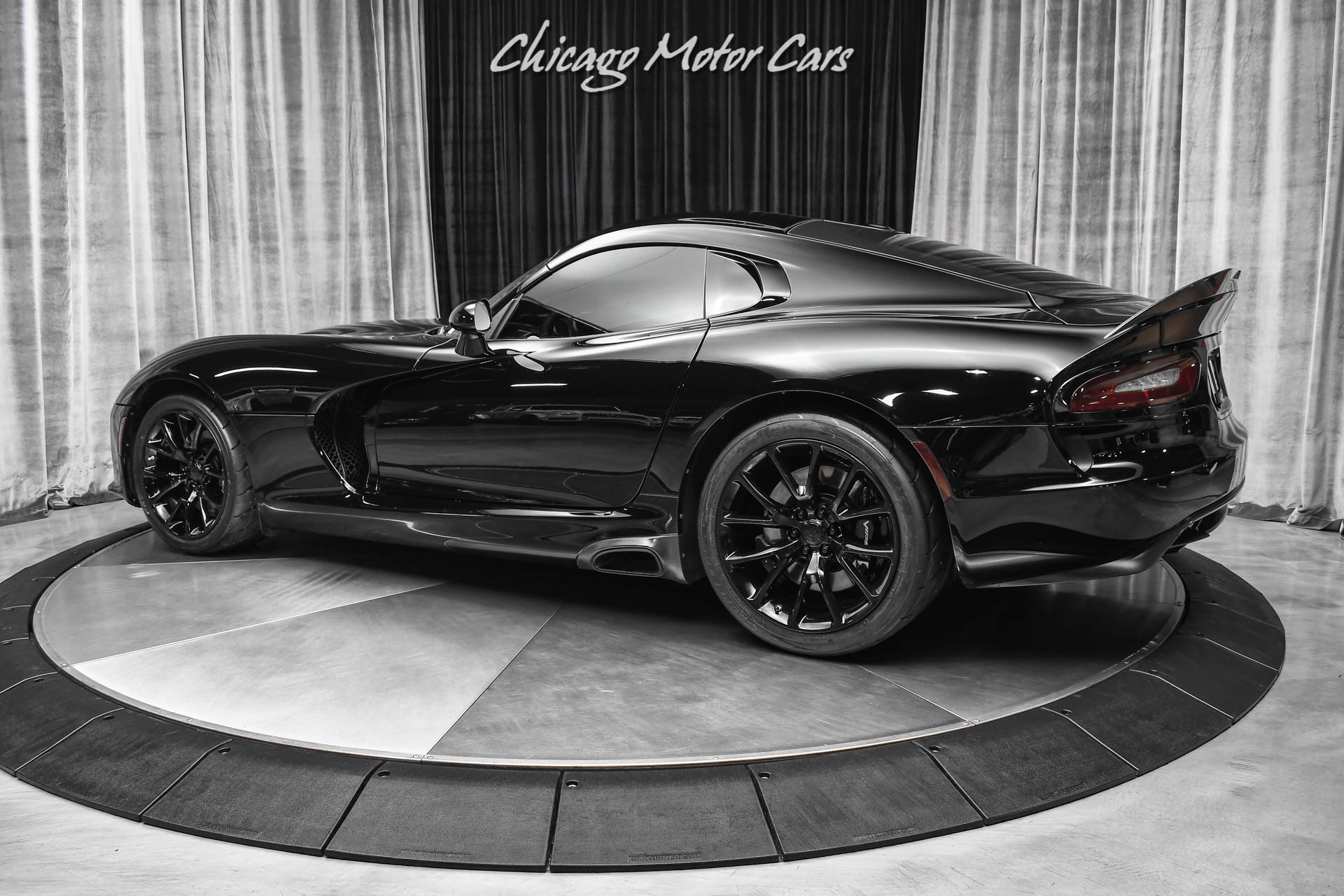 black viper car