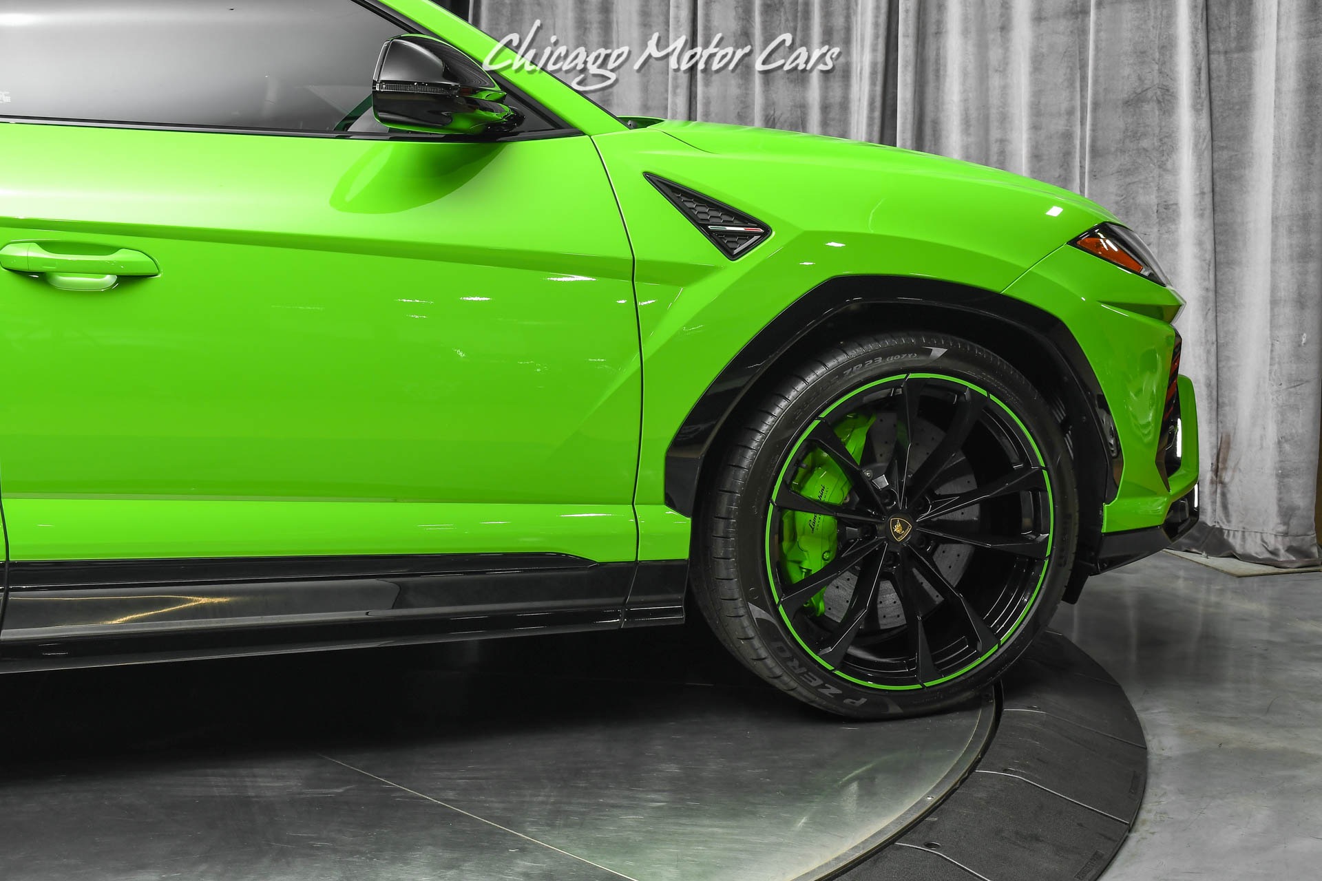 Used-2021-Lamborghini-Urus-SUV-PEARL-CAPSULE-Verde-Mantis-GREEN-PEARL-Taigete-23s