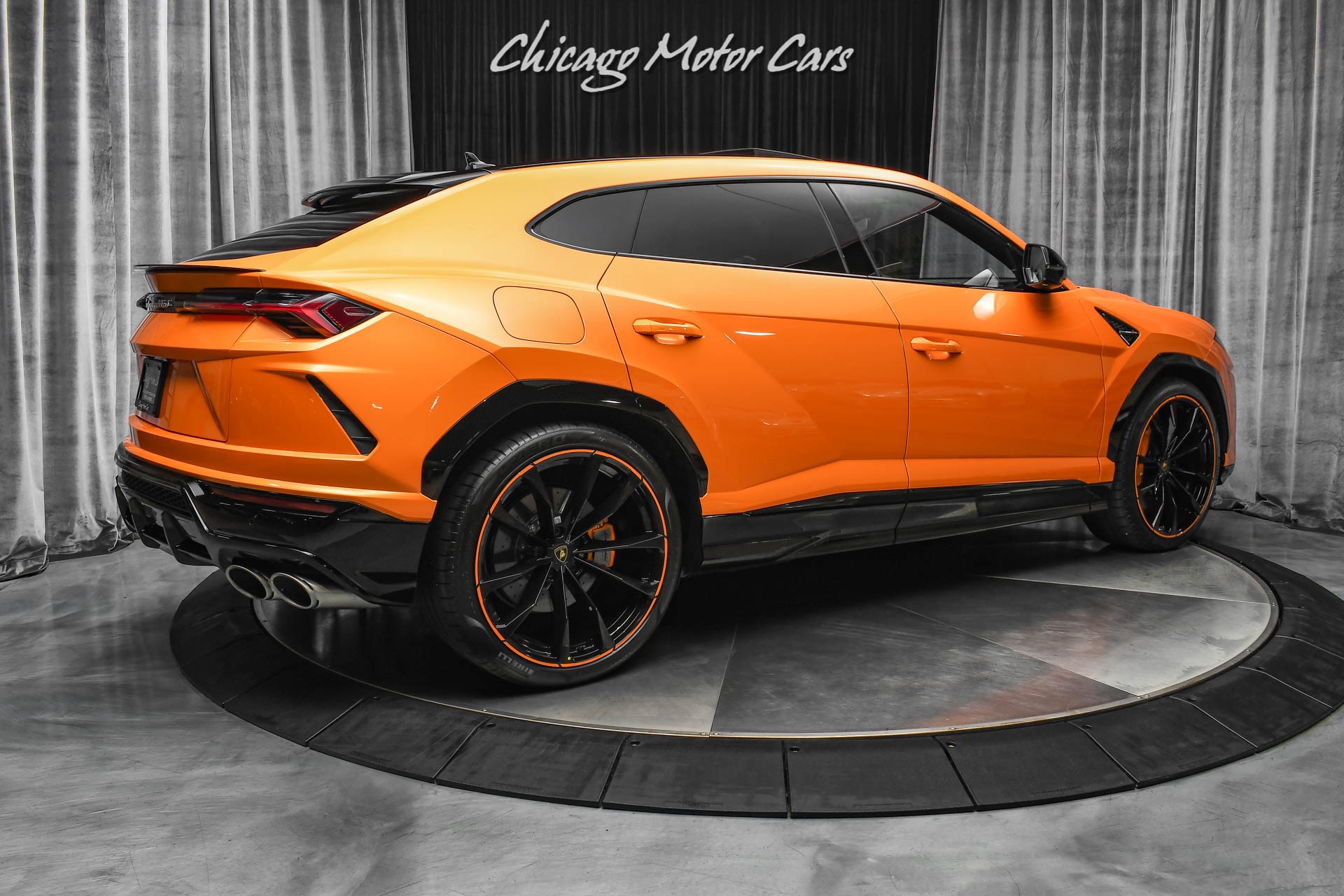 Lamborghini urus sound