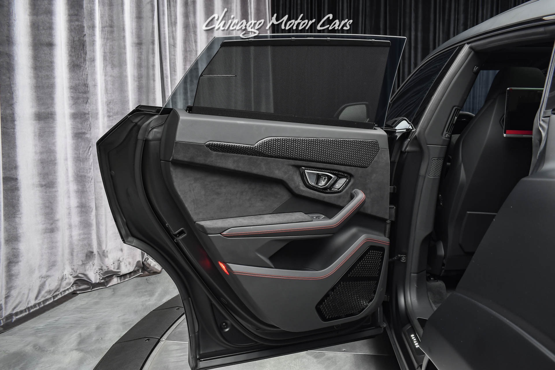 Used-2020-Lamborghini-Urus-SUV-Matte-Black-BRAND-NEW-Build-MANSORY-WideBody-Carbon-Fiber-FULL-PPF