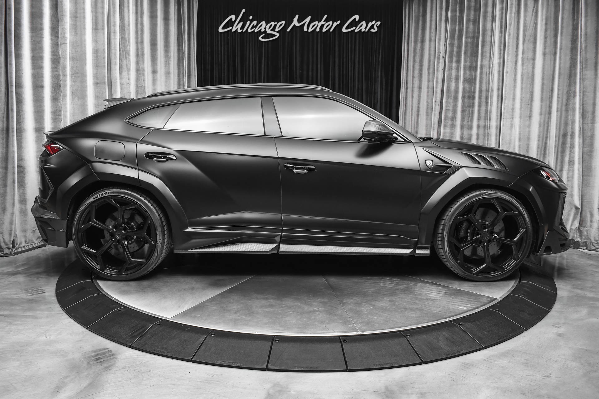 Used-2020-Lamborghini-Urus-SUV-Matte-Black-BRAND-NEW-Build-MANSORY-WideBody-Carbon-Fiber-FULL-PPF