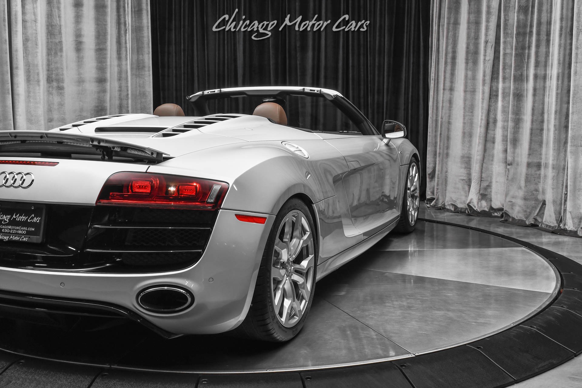 Used-2012-Audi-R8-52-V10-Quattro-Spyder-Convertible-Ice-Silver-Carbon-Fiber-Mirror-PPF