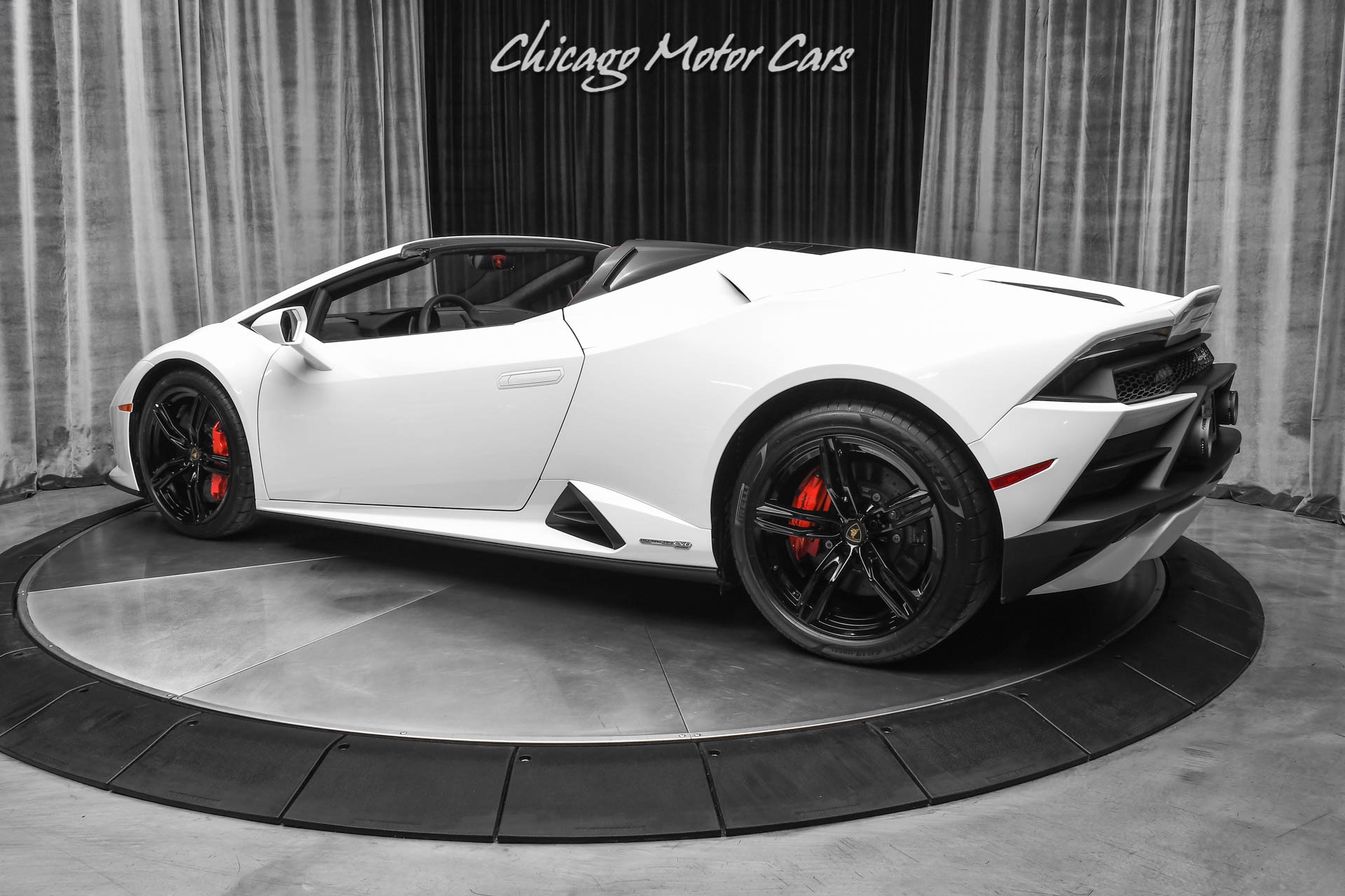 Used 2021 Lamborghini Huracan EVO RWD Convertible! For Sale (Special  Pricing) | Chicago Motor Cars Stock #18930