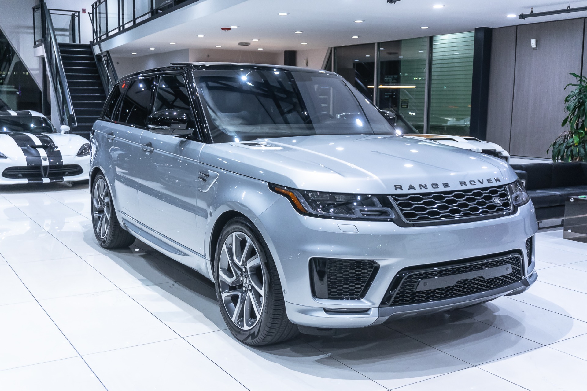 Used-2021-Land-Rover-Range-Rover-Sport-HSE-Silver-Edition-Drive-Pro-Pack-Only-3k-Miles-Black-Contrast-Roof