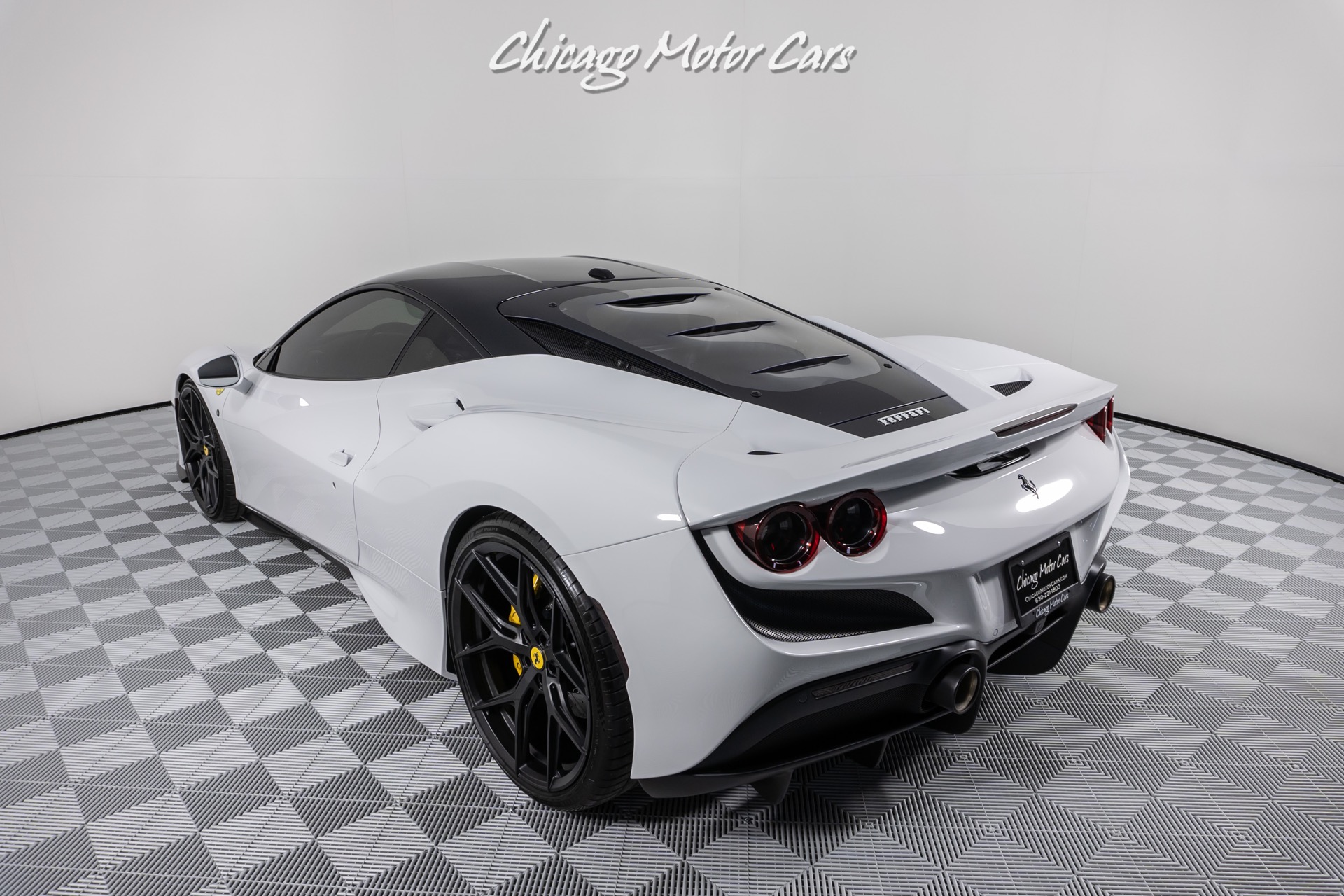Used 2020 Ferrari F8 Tributo Coupe Bianco Cervino! NOVITEC SPORT SPRINGS!  TWO TONE BODY! ONLY 5K Miles! For Sale (Special Pricing)
