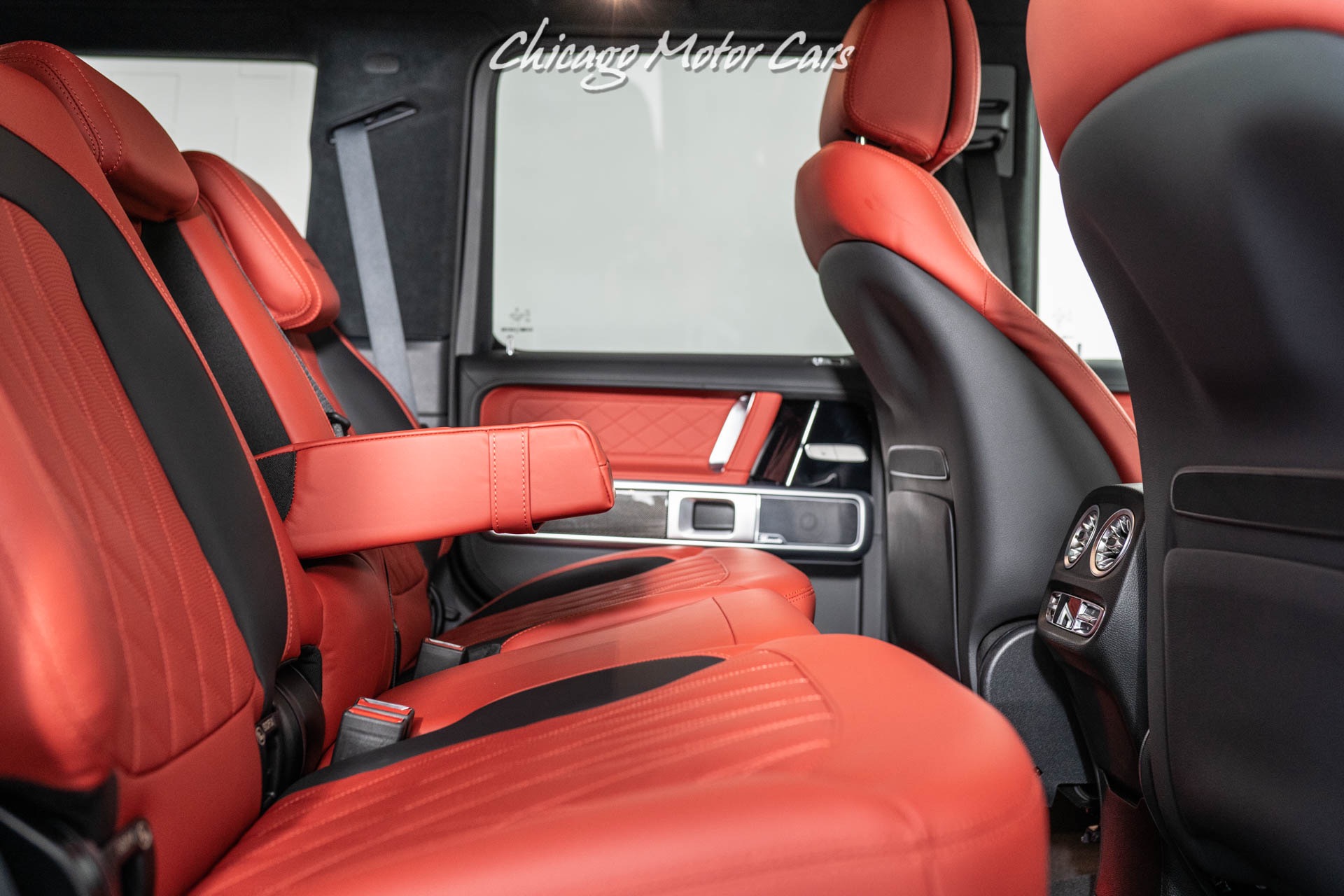 Used-2021-Mercedes-Benz-G63-AMG-RARE-Panda-over-Red-Carbon-Fiber-Night-Package-Exclusive-Nappa-Leather