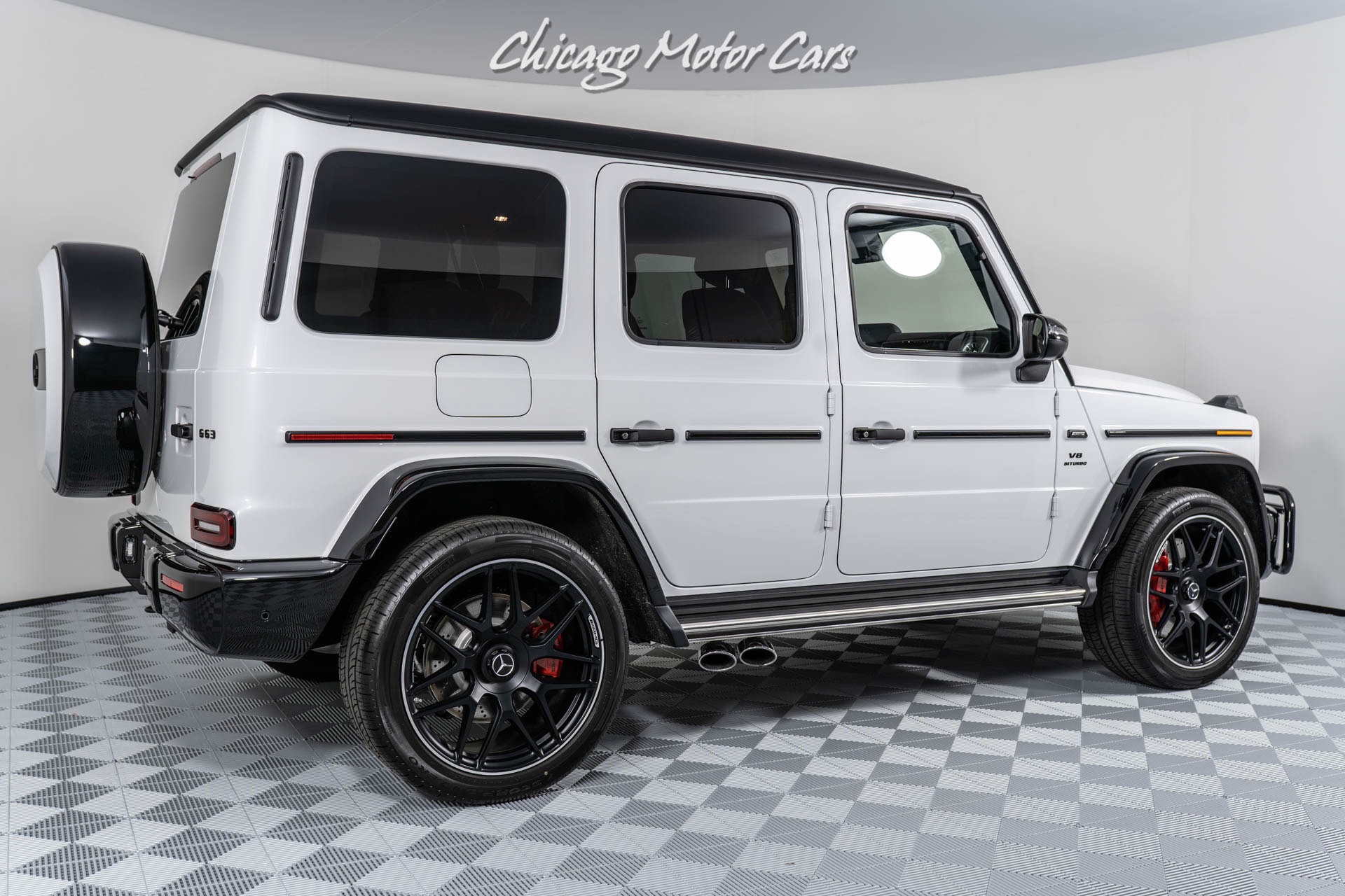 Used-2021-Mercedes-Benz-G63-AMG-RARE-Panda-over-Red-Carbon-Fiber-Night-Package-Exclusive-Nappa-Leather