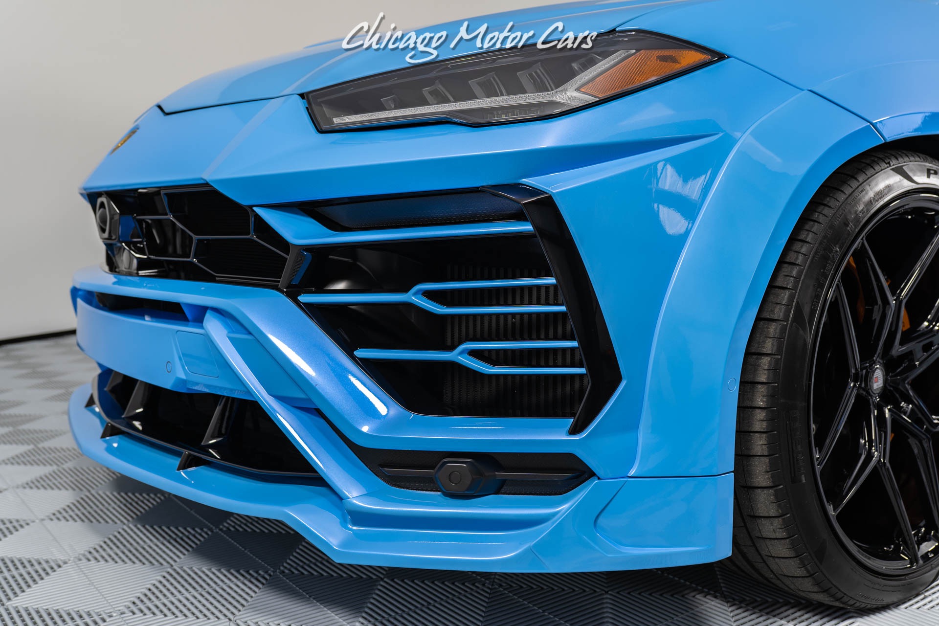 Used-2021-Lamborghini-Urus-Only-6K-Miles-Novitec-Widebody-Anrky-Wheels-11-Blu-Cepheus